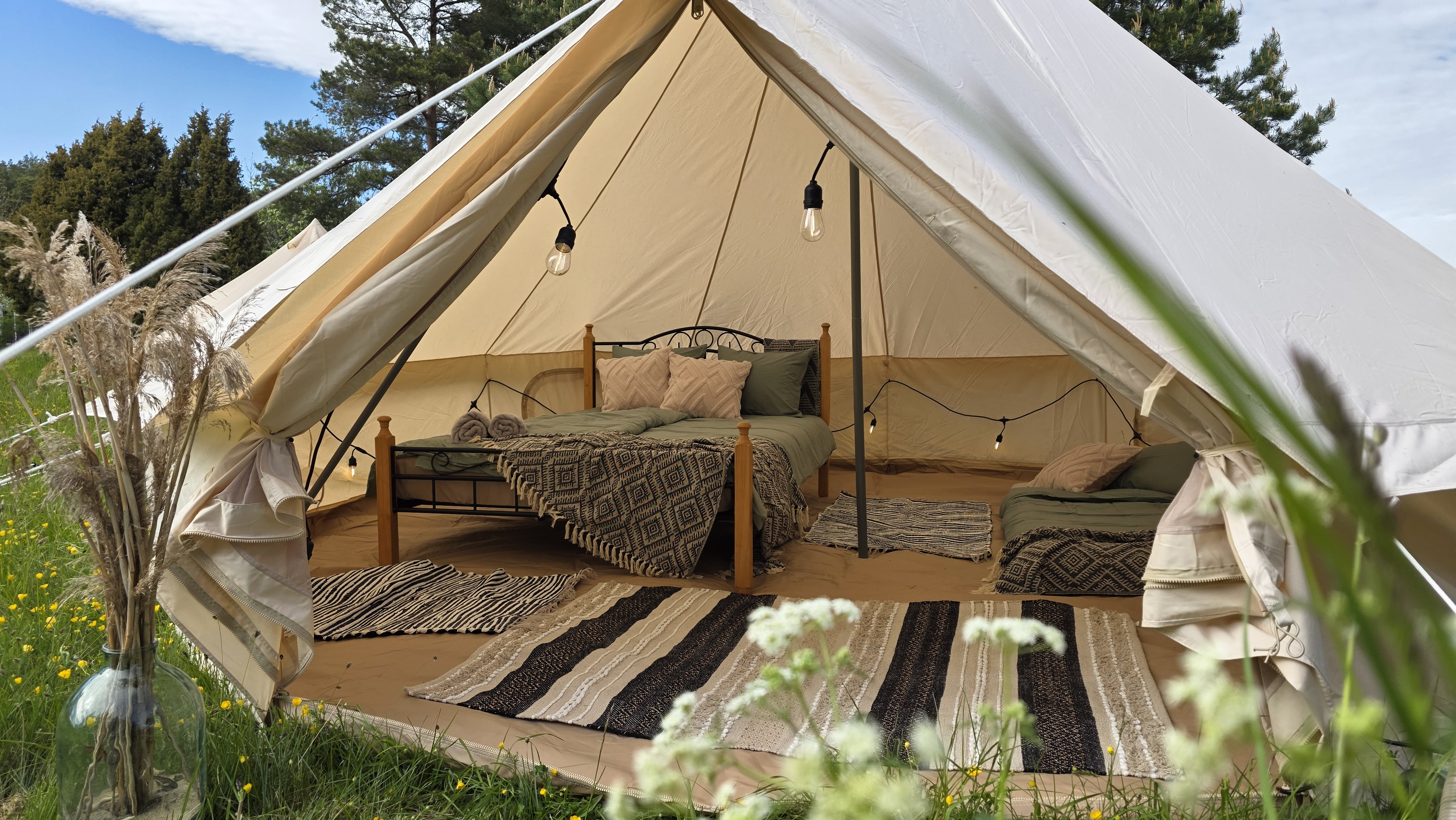 Glamping & Homestay on Kihnu