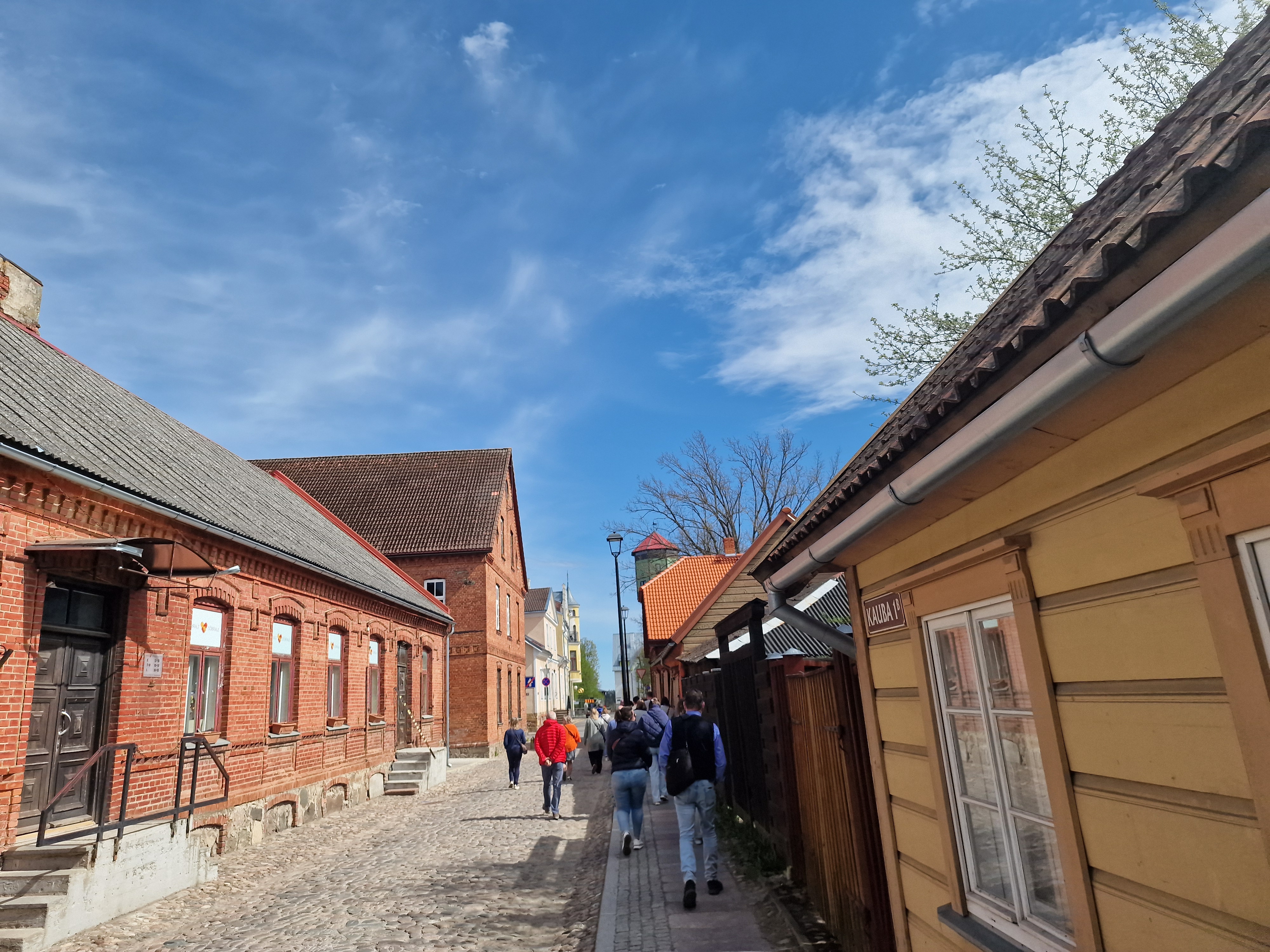 Tour of Viljandi Old Town with a Babelhouse guide