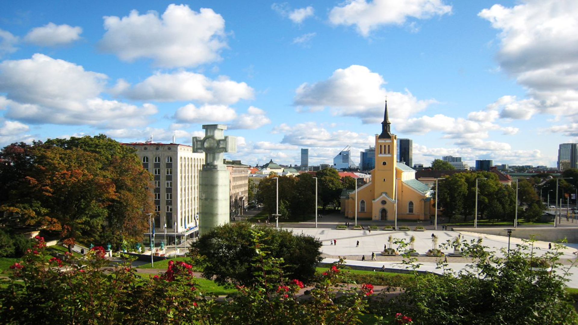 Tallinna Jaani kirik vabaduse väljakul