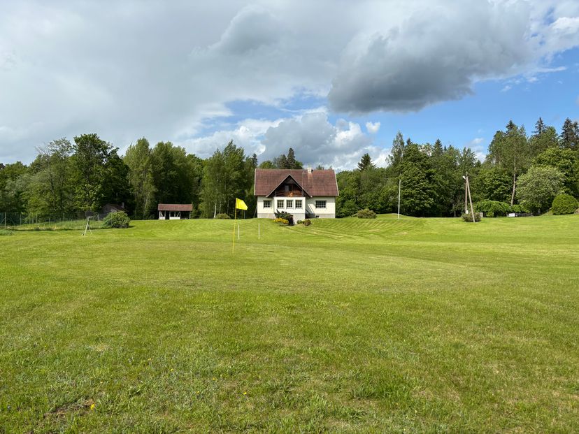 Samblamäe Hosteli Golfiväljak