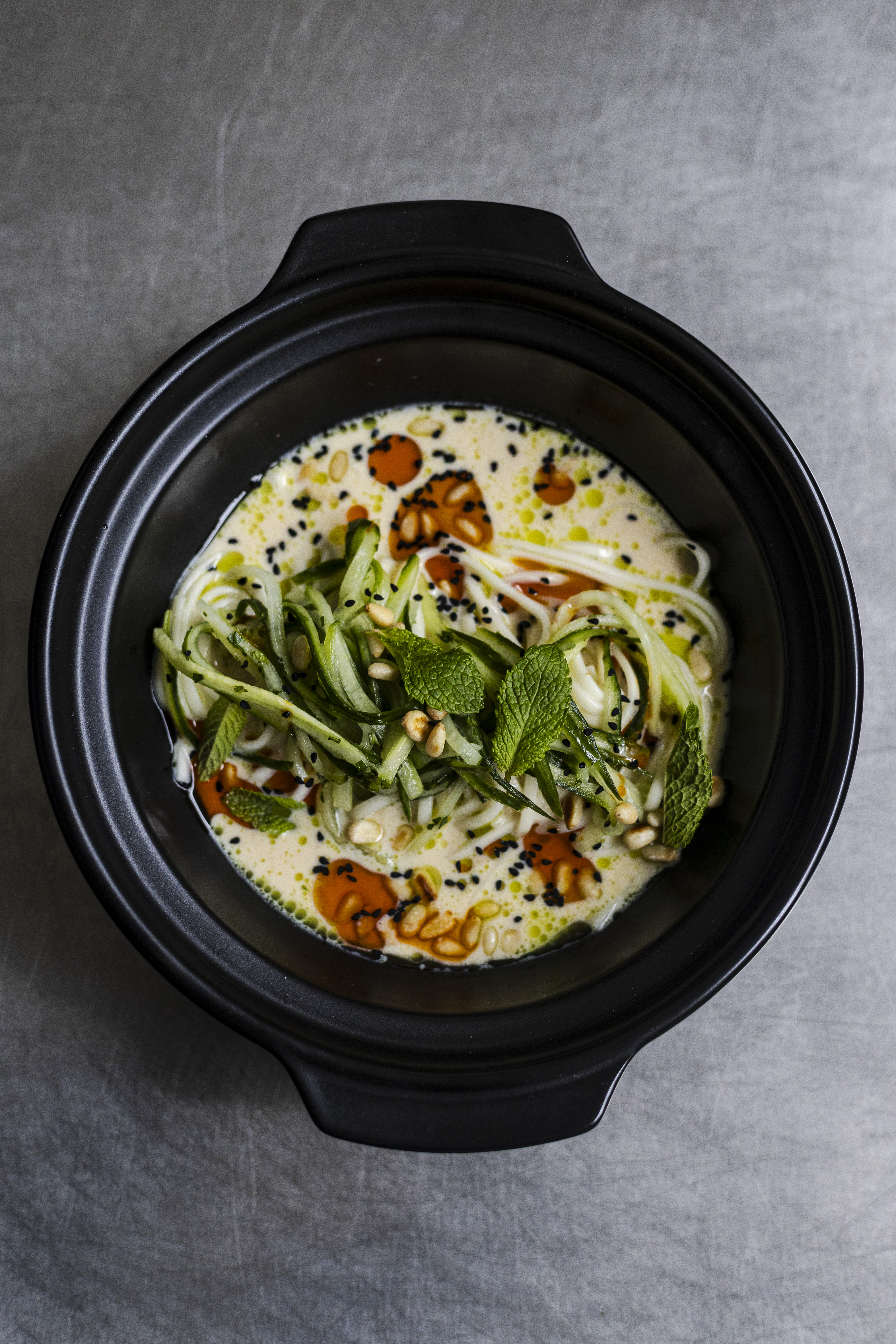Cold noodles (kong guksu)