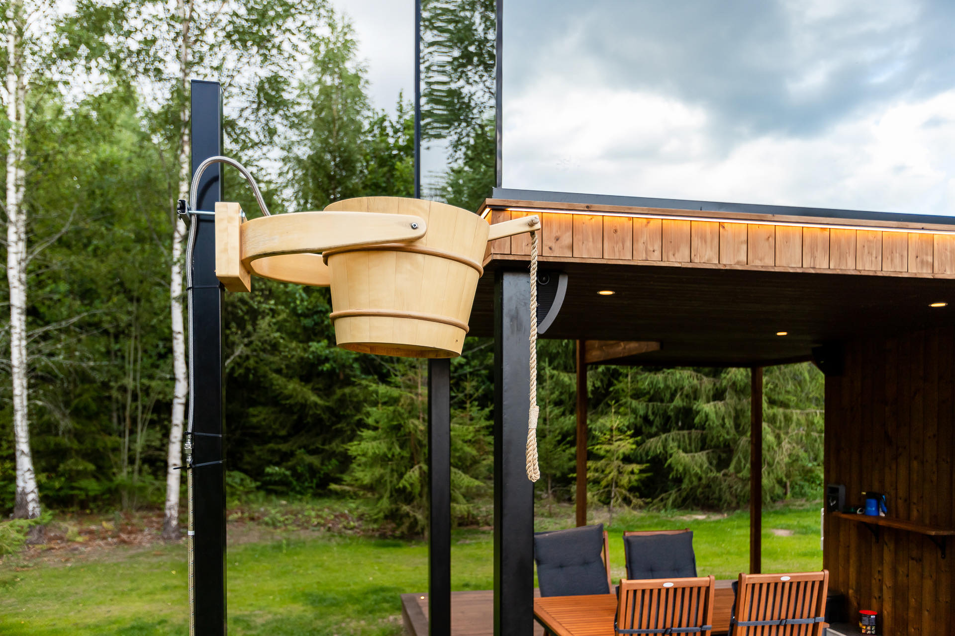 Karastuspang terrassil