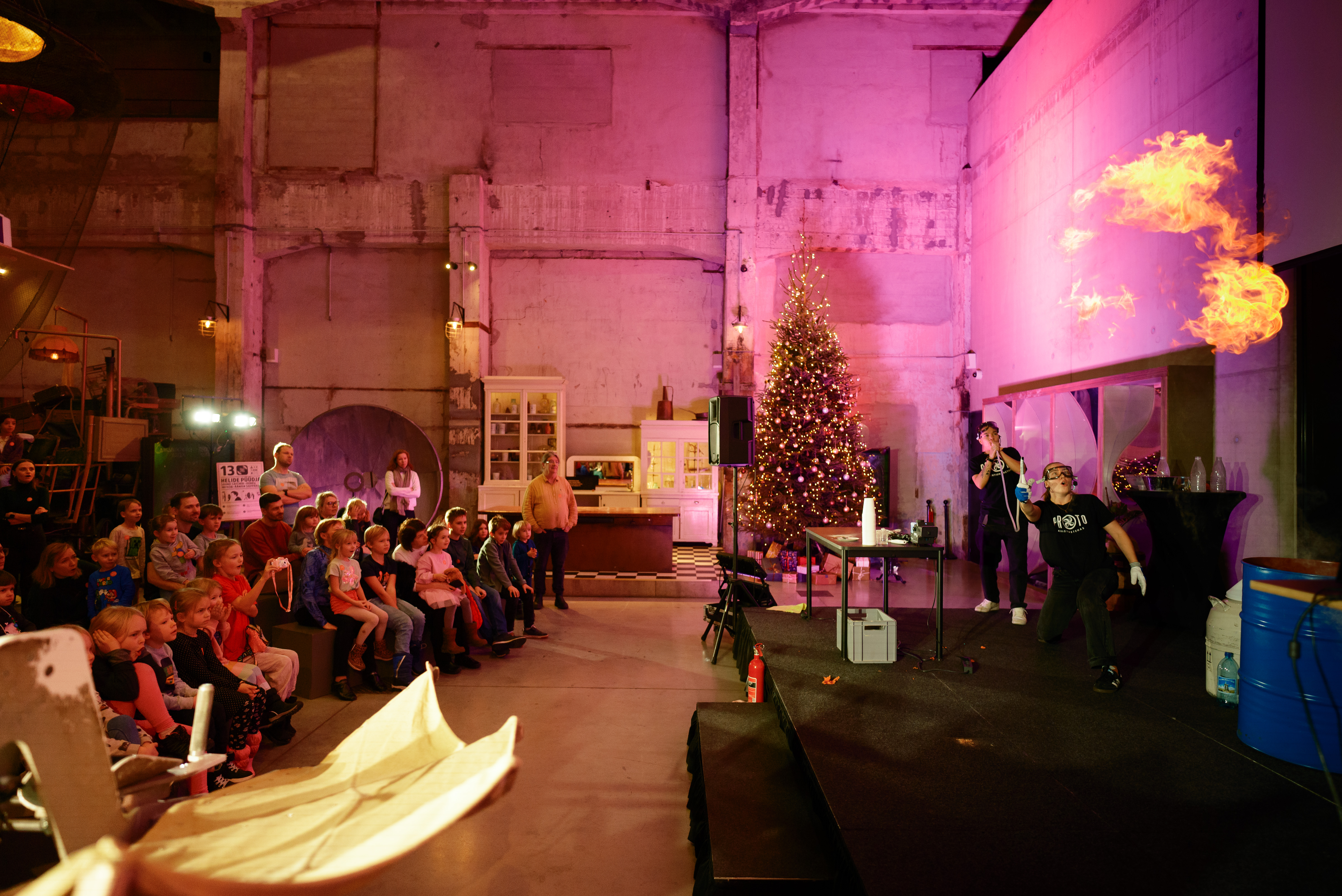 Bist du bereit für das größte Erlebnis des Jahres? Die Entdeckungsfabrik PROTO veranstaltet wieder das Große Erfinderfestival – Tallinns mit Spannung 