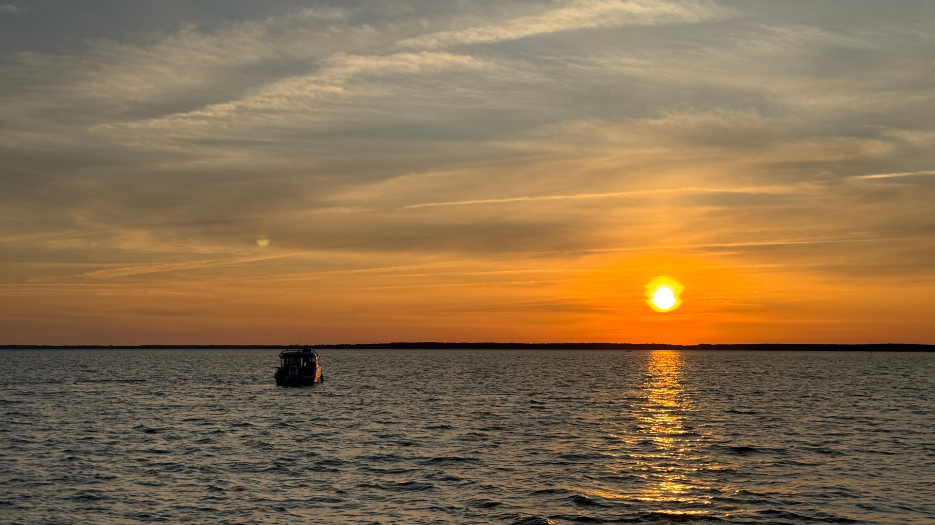 Päikeseloojang Pärnu lahel