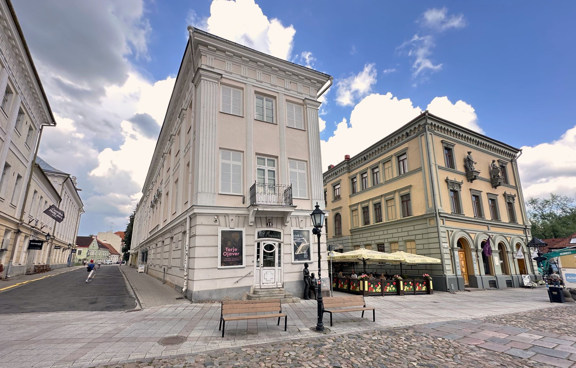 Tartu kesklinnas asuv viltune maja