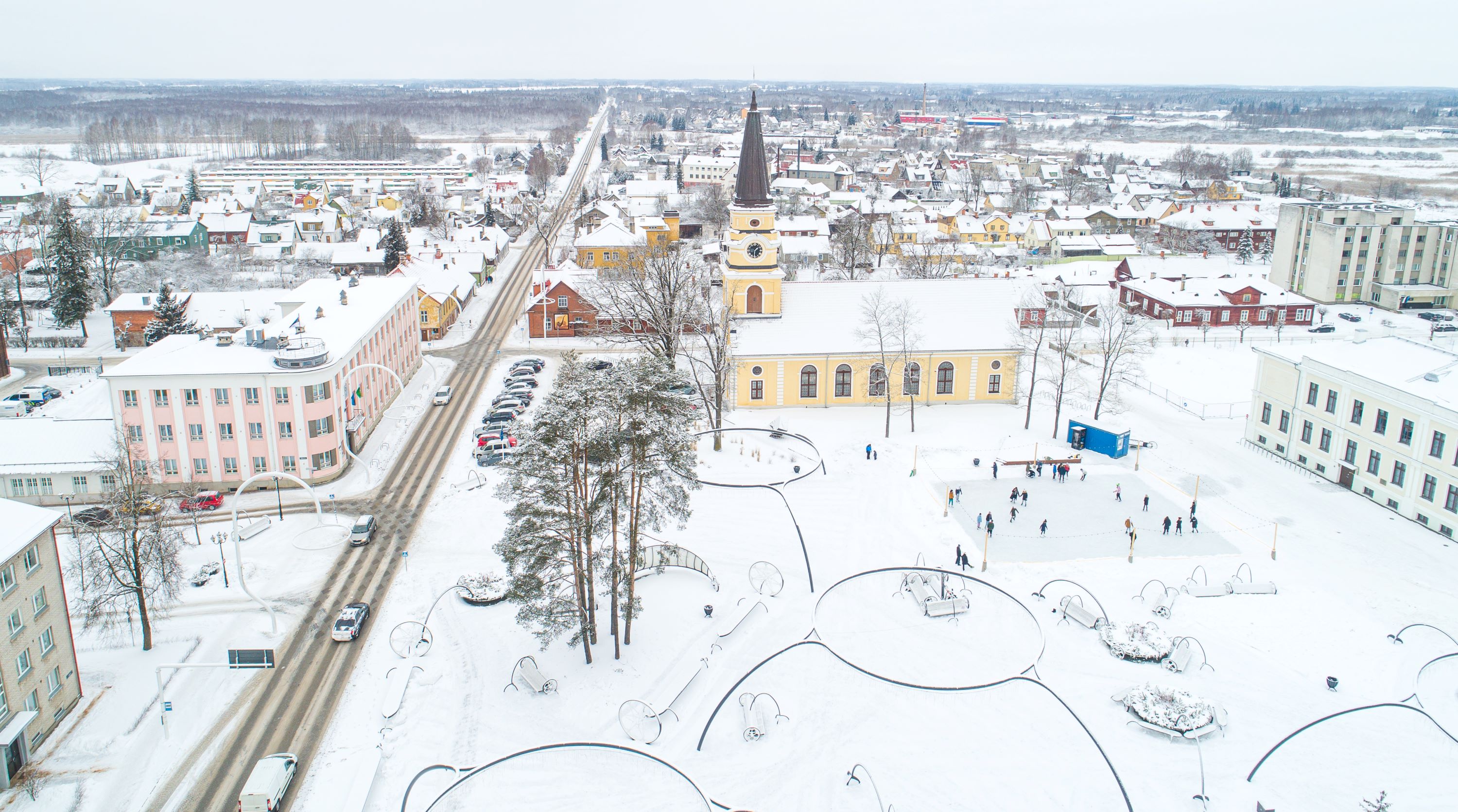 Talvine Keskväljak ja Võru Katariina kirik