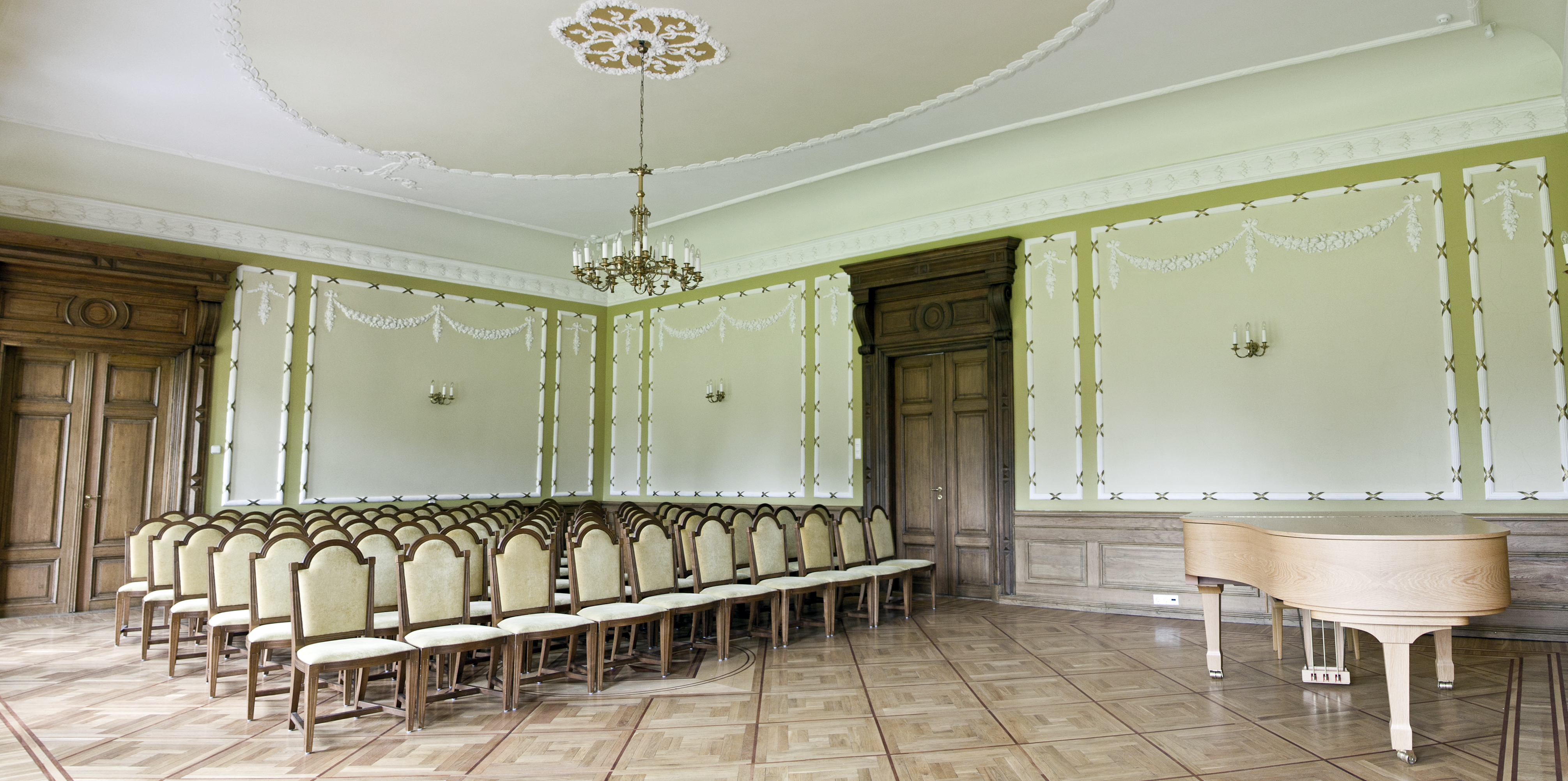 Mäetaguse mõisa suur saal, ehk klaverisaal