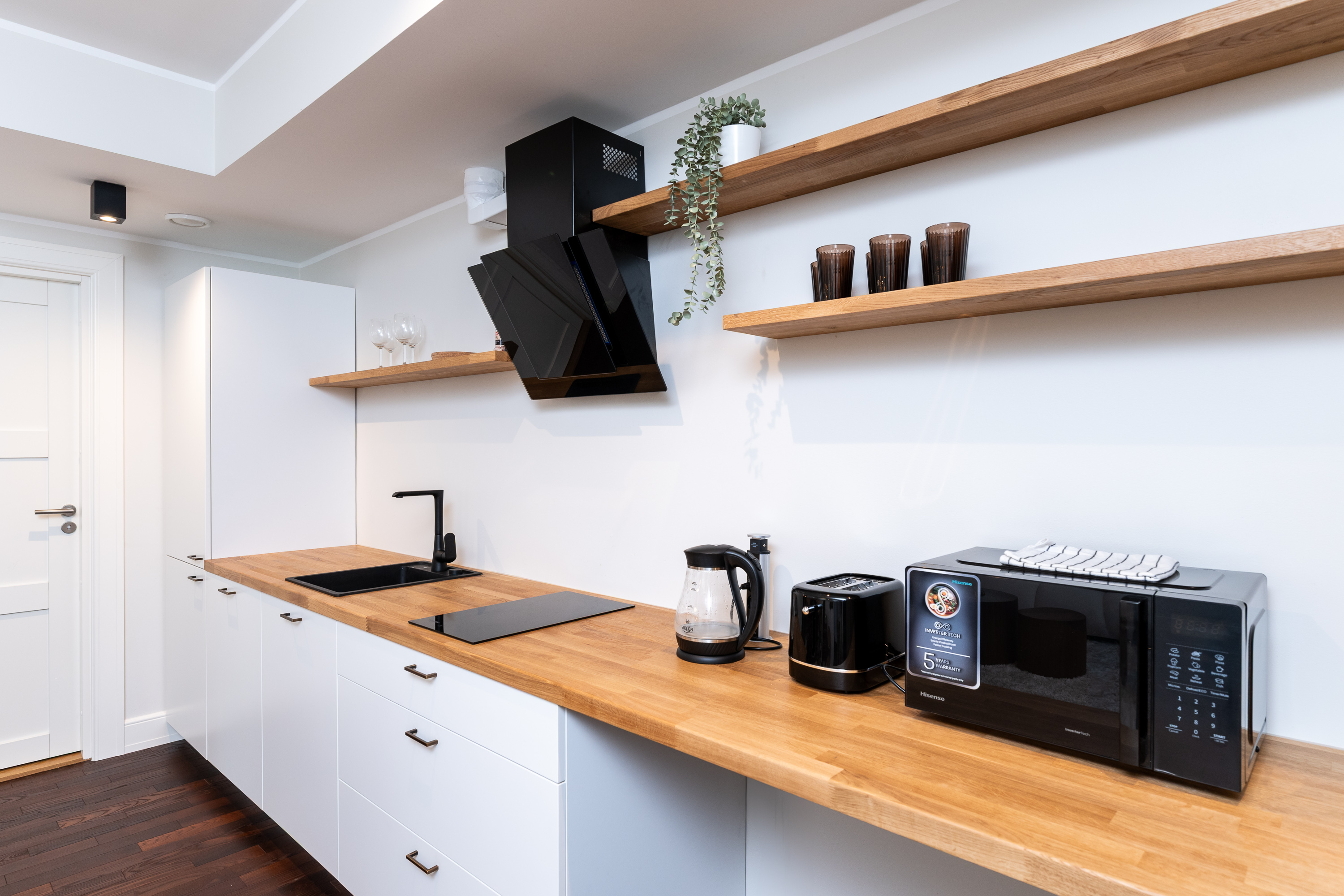 Stylish kitchen in Tartu mnt 64 guest apartment