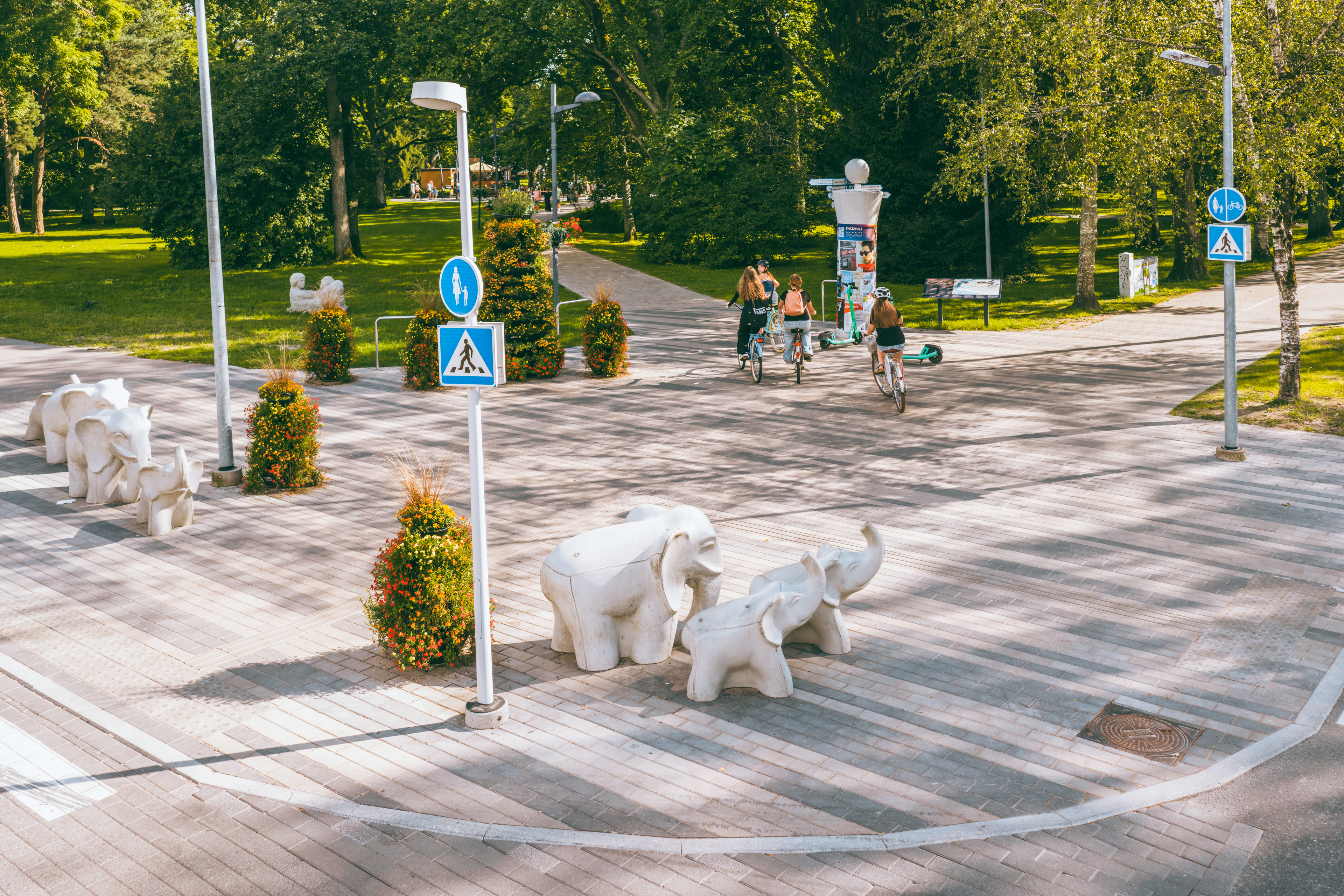 Elefanten von Pärnu in der Supeluse-Straße