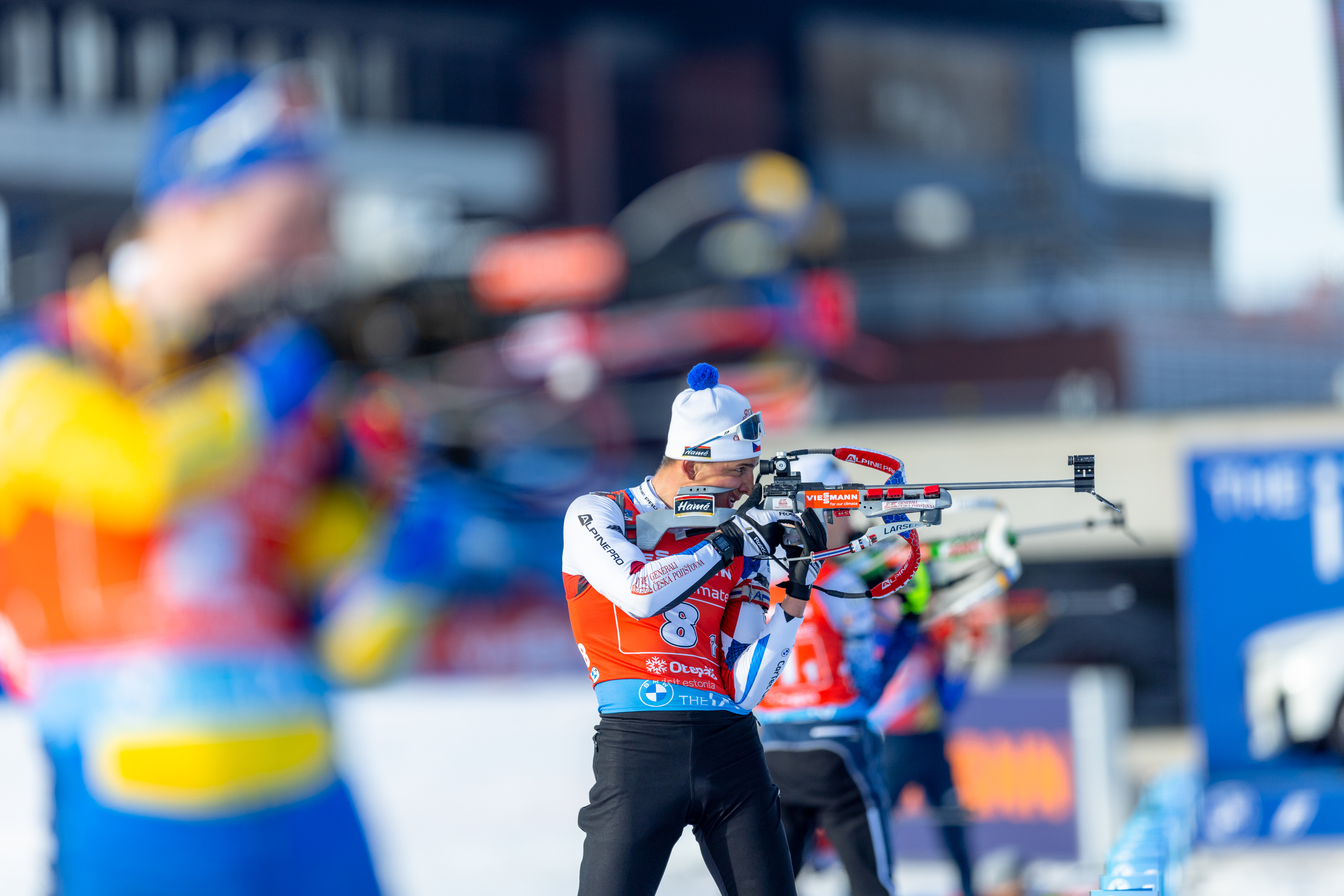 IBU biatlona sacensības Otepē, sportisti šautuvē