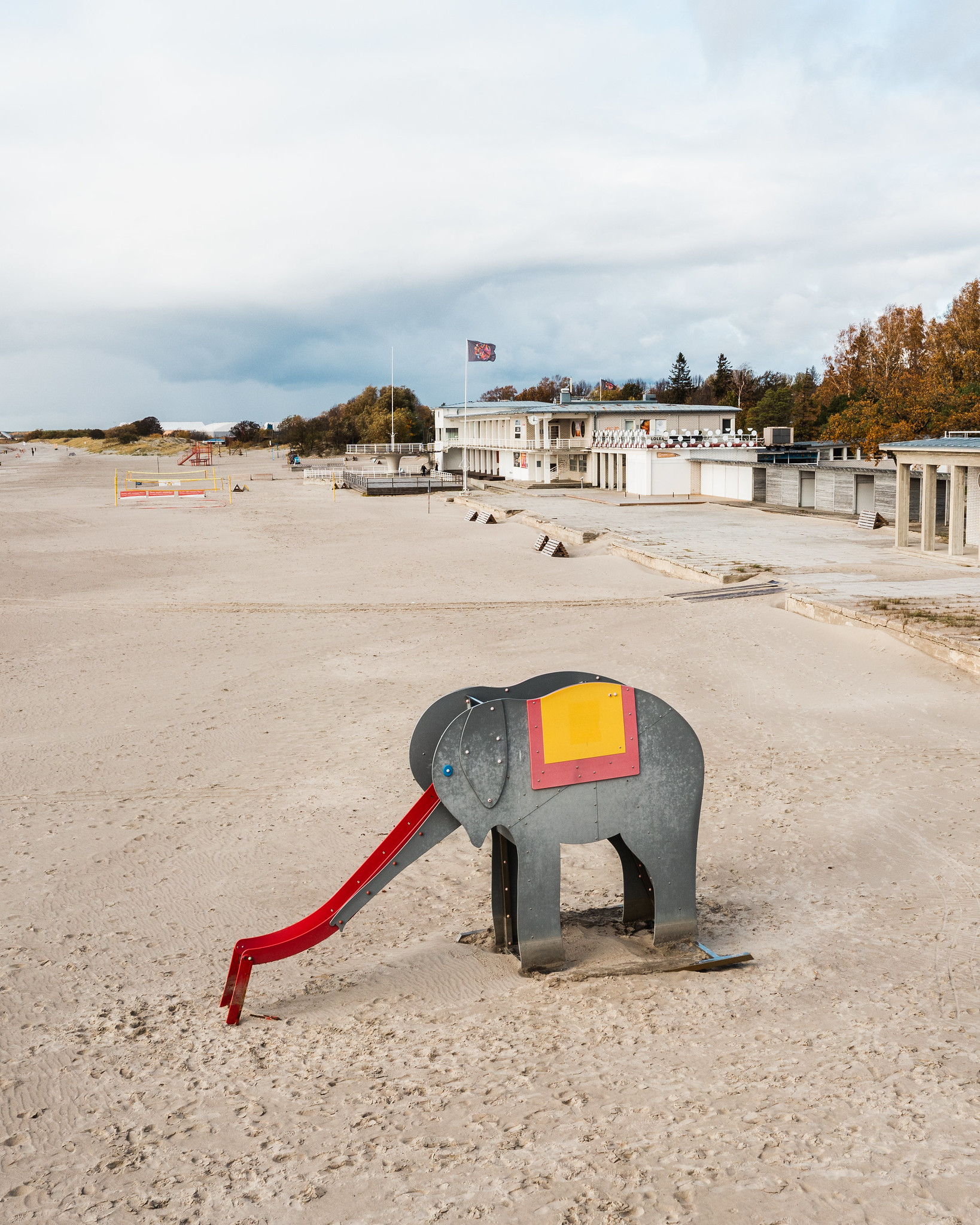 Elefantenrutsche am Strand von Pärnu