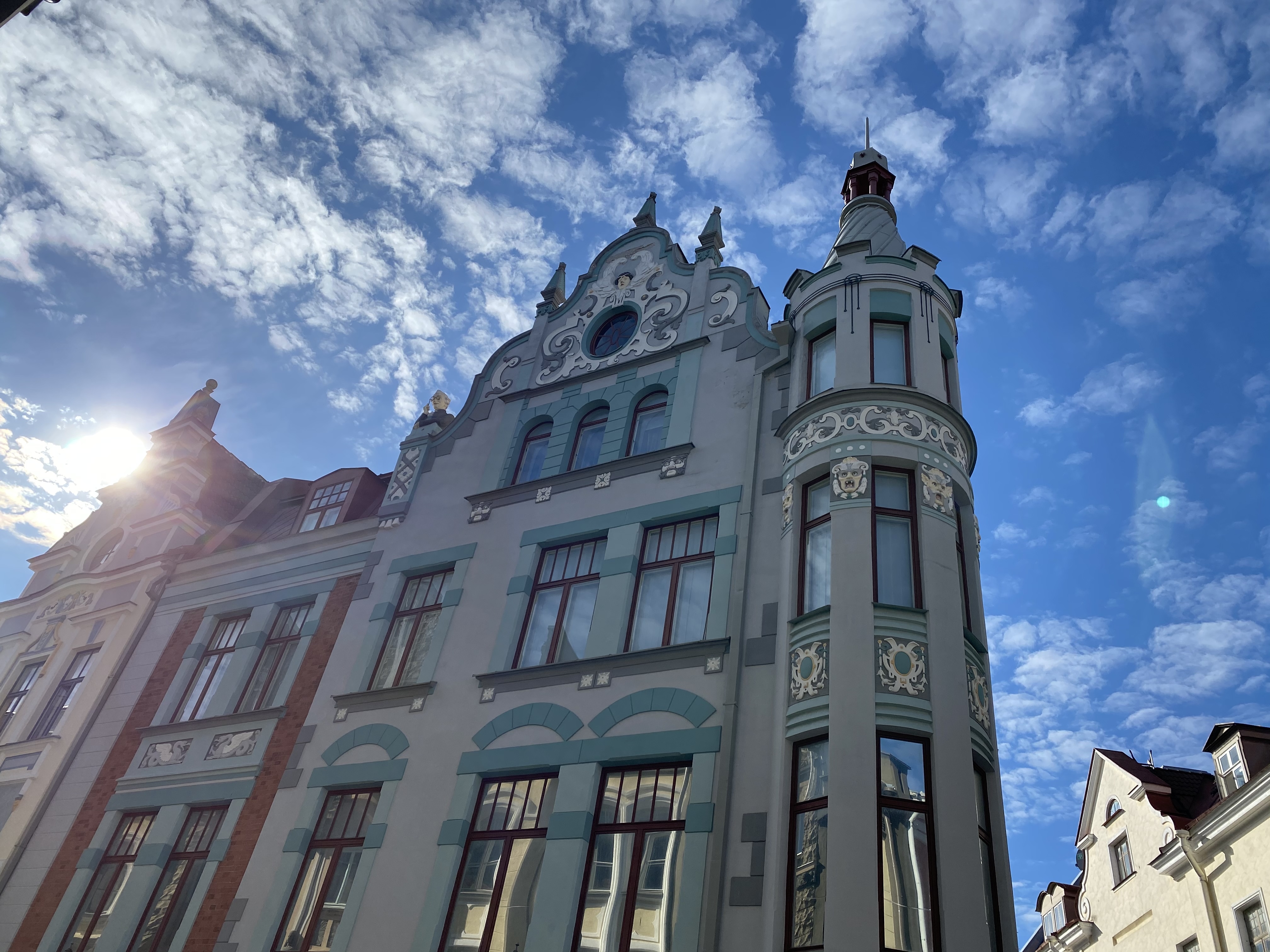 Ajaloonile vanalinna ehitis