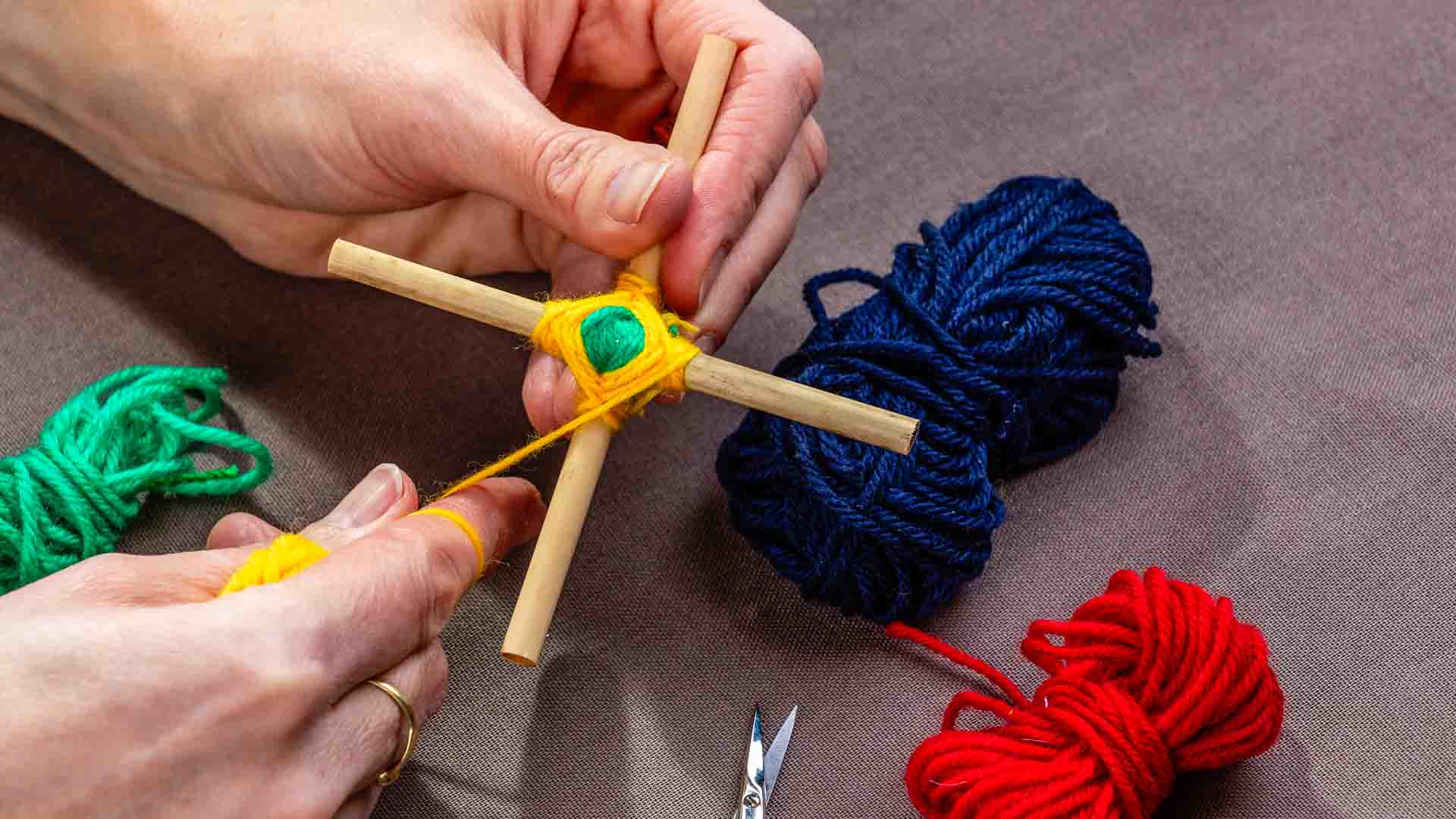 Weaving a Christmas star