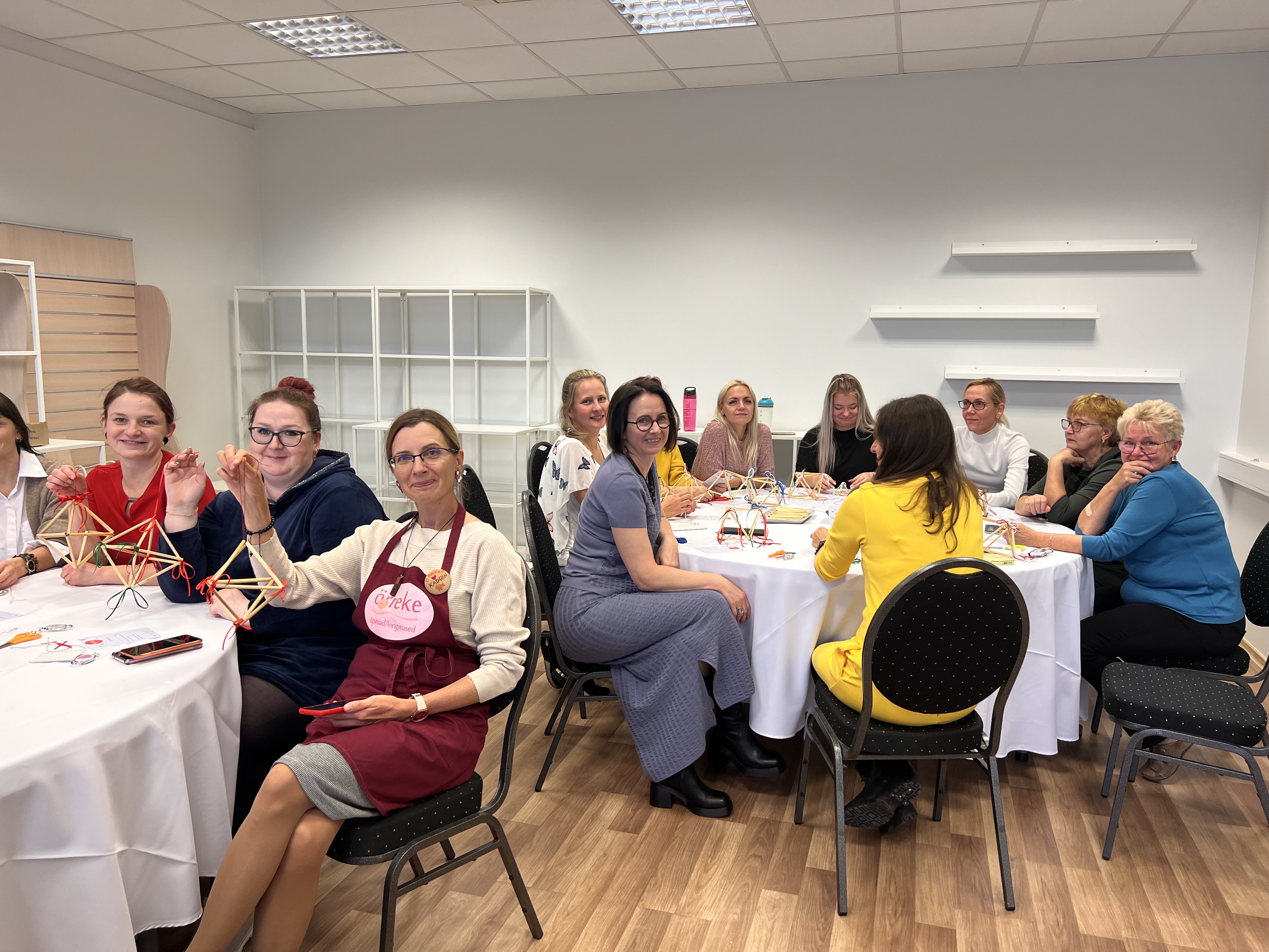 A company workshop with handmade Christmas crowns