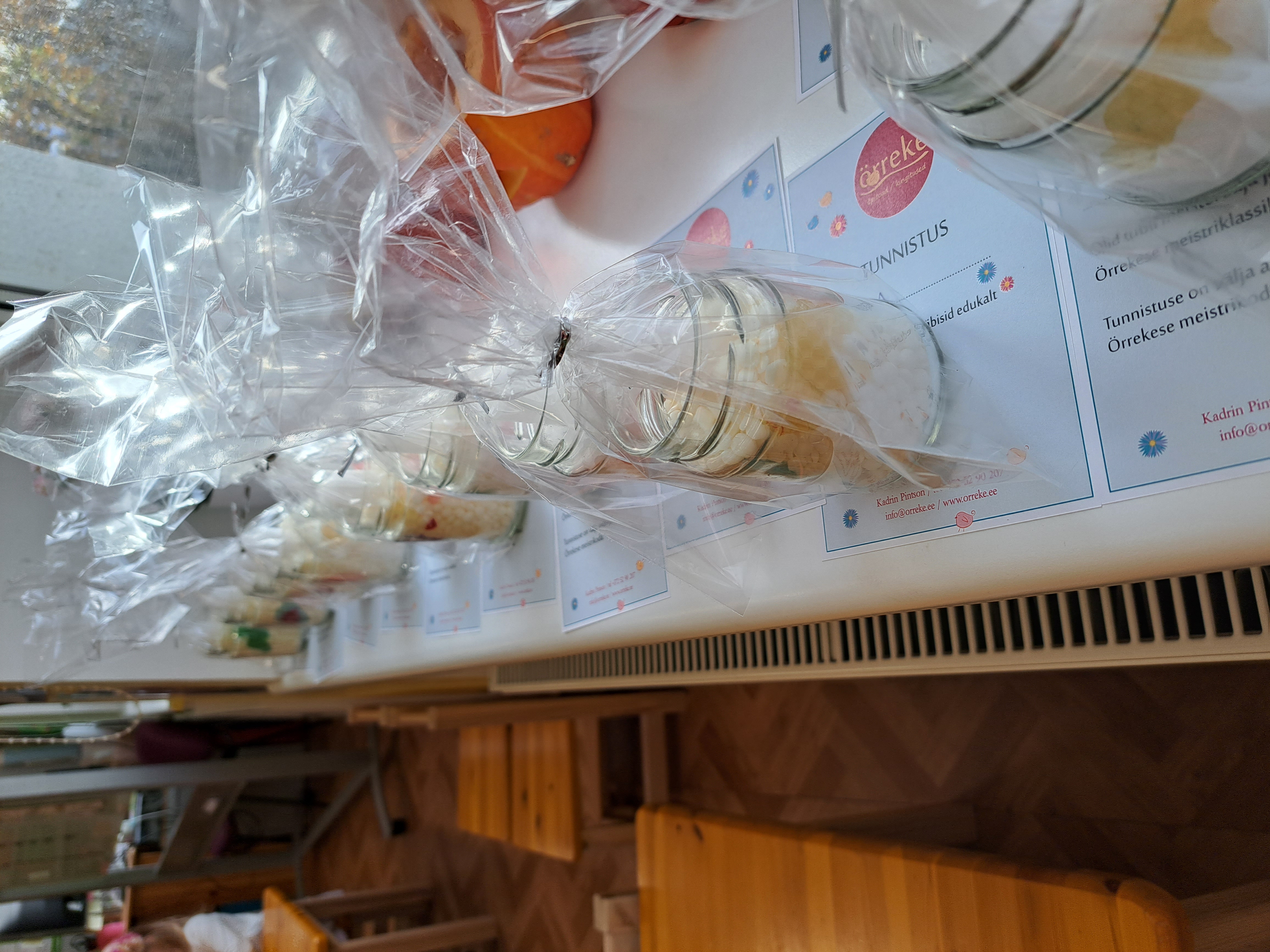 Örreke workshop wrapped candles