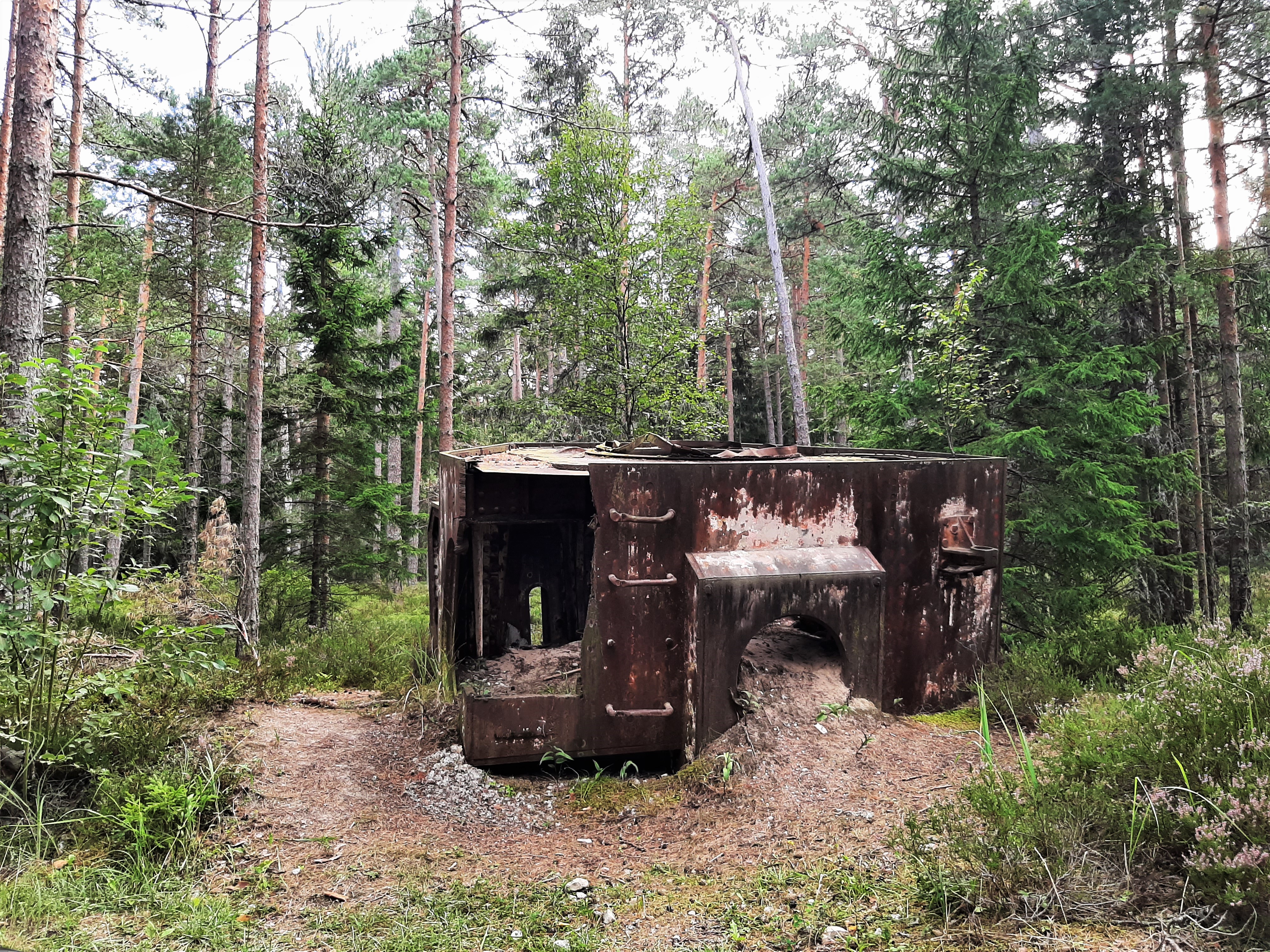 Tahkuna 180 mm rannapatarei