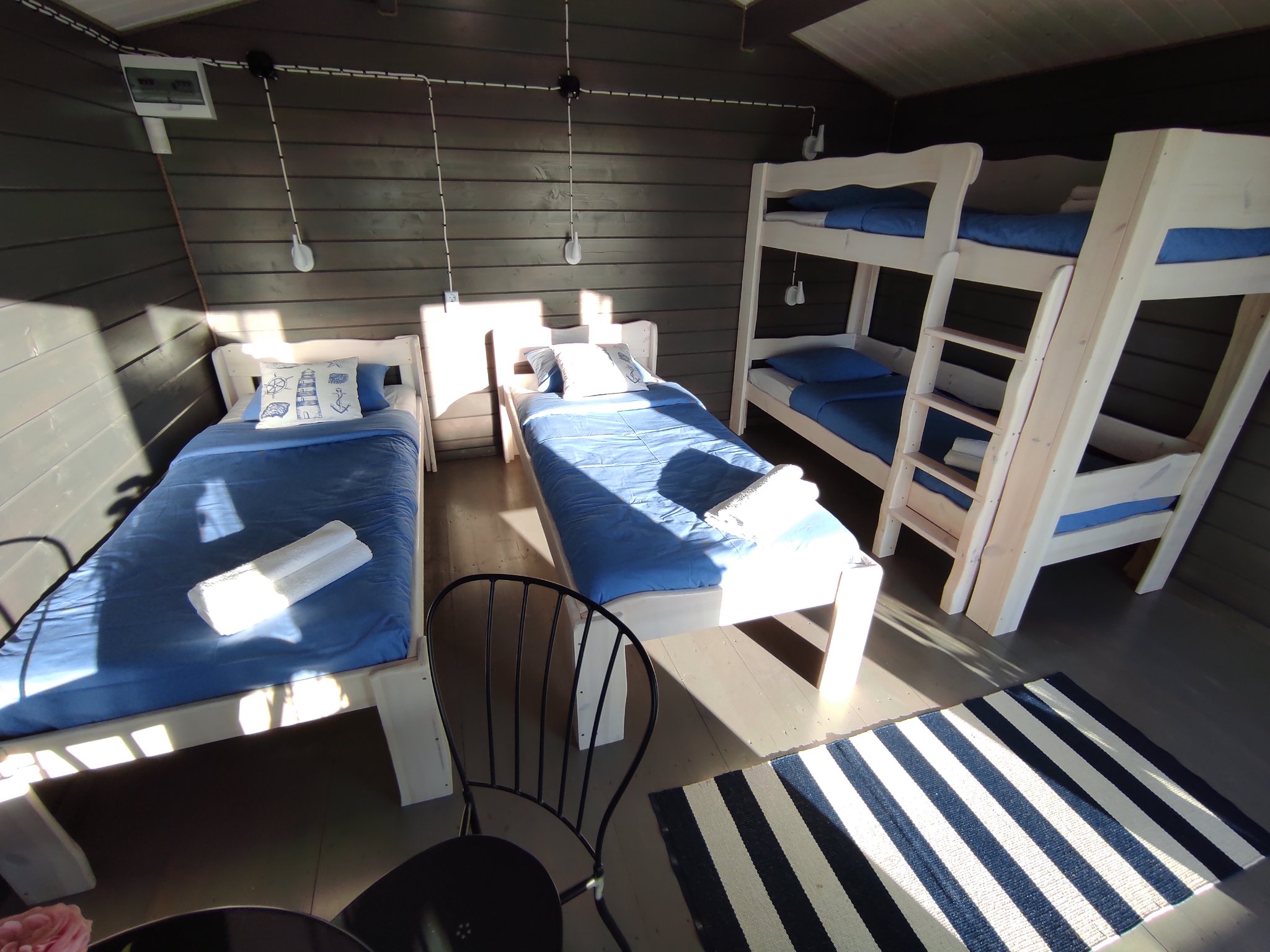 Pakri Paruni 4-kohalised bangalo voodid