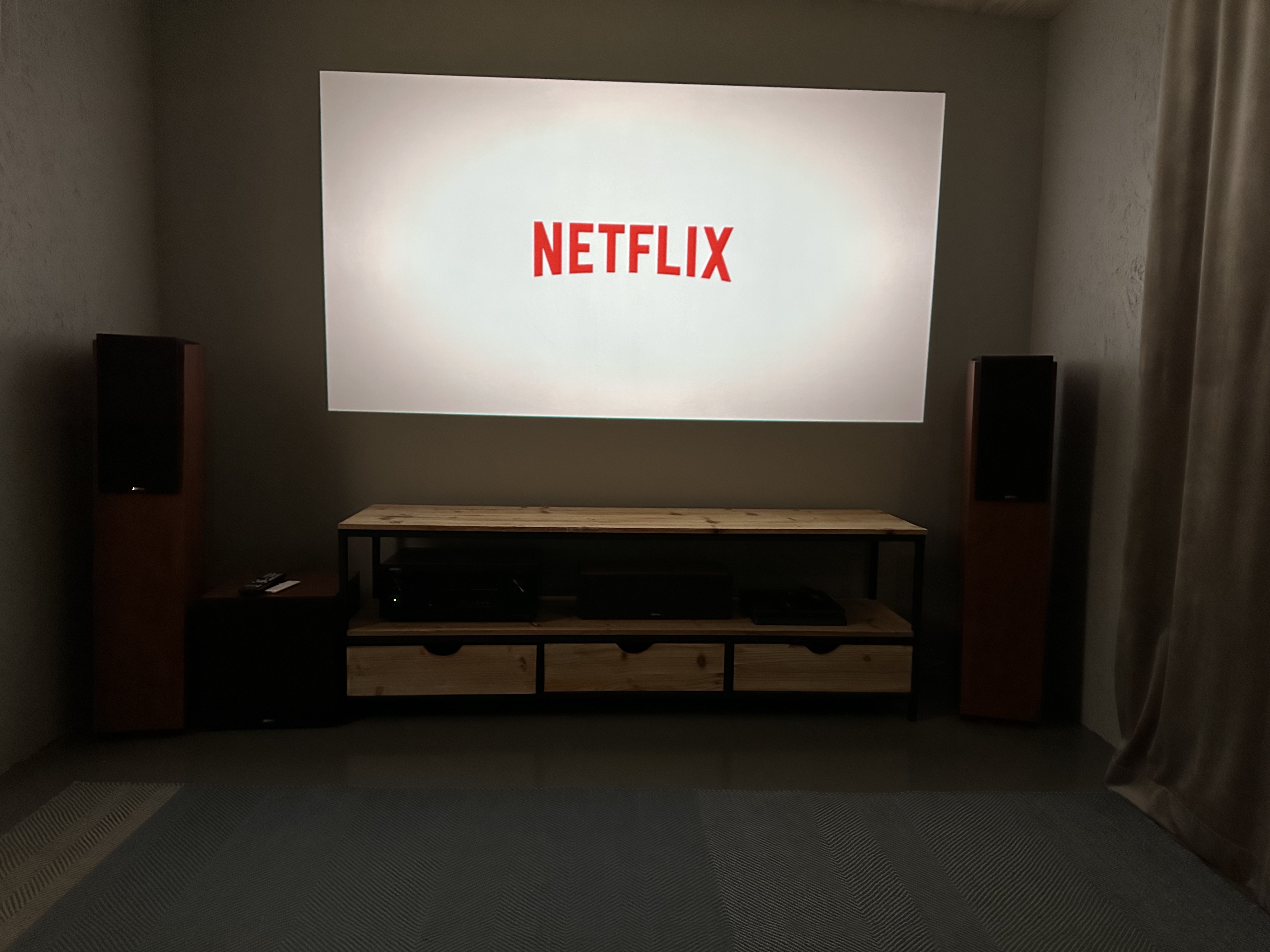 "Panga Saunahüti" kino namiņā var vakarus padarīt patīkamus