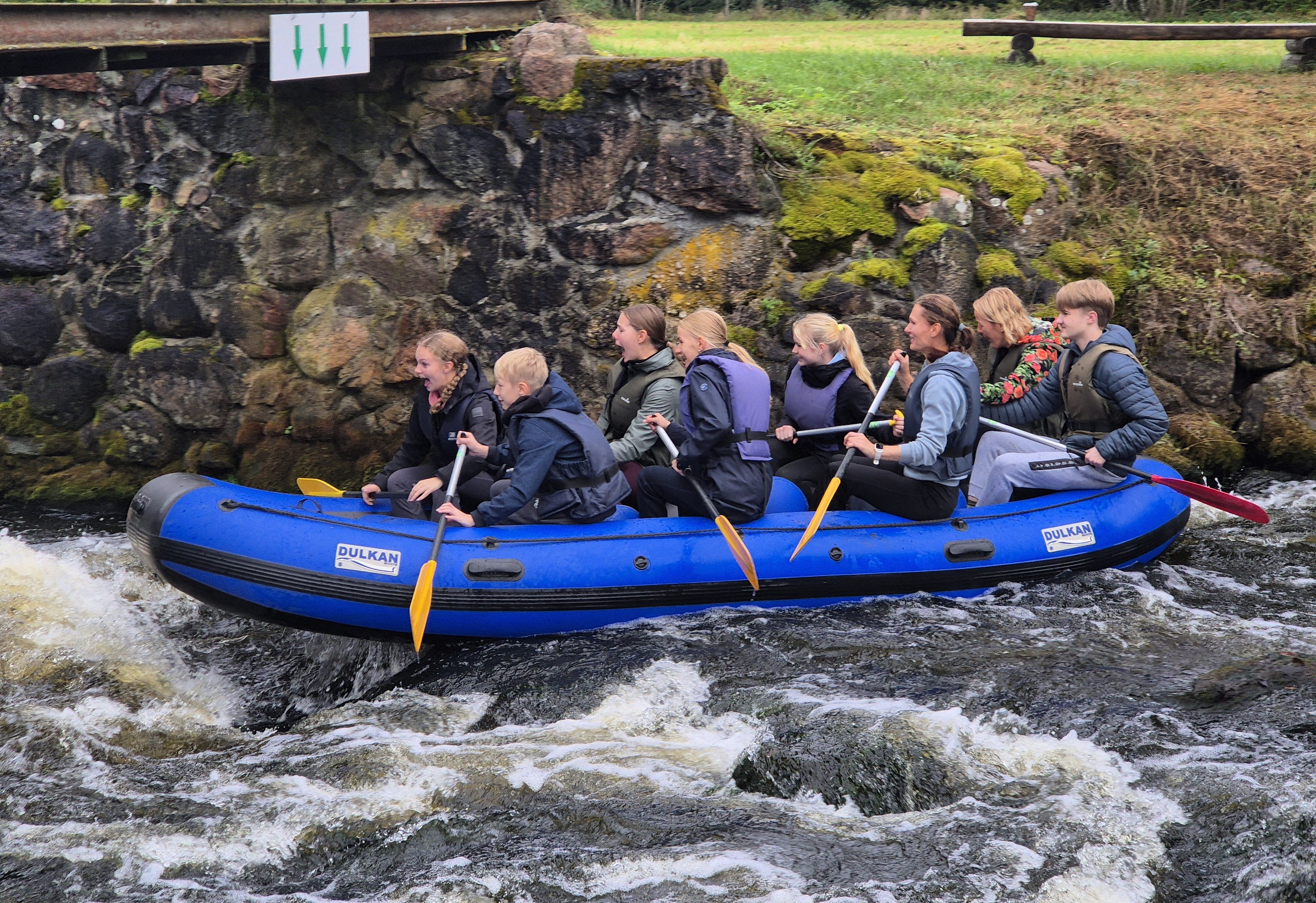 Rafts are perfect for enjoying water hikes on fast-flowing rivers without being scared of keeling over. The hike offers lots of exciting experiences a