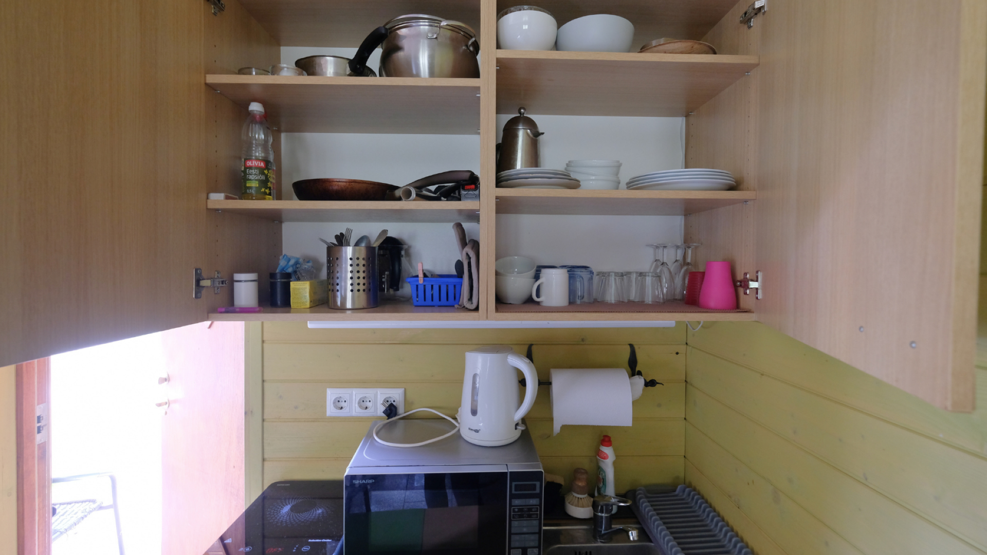 Stuudiokorteri Johannes väike köögiala