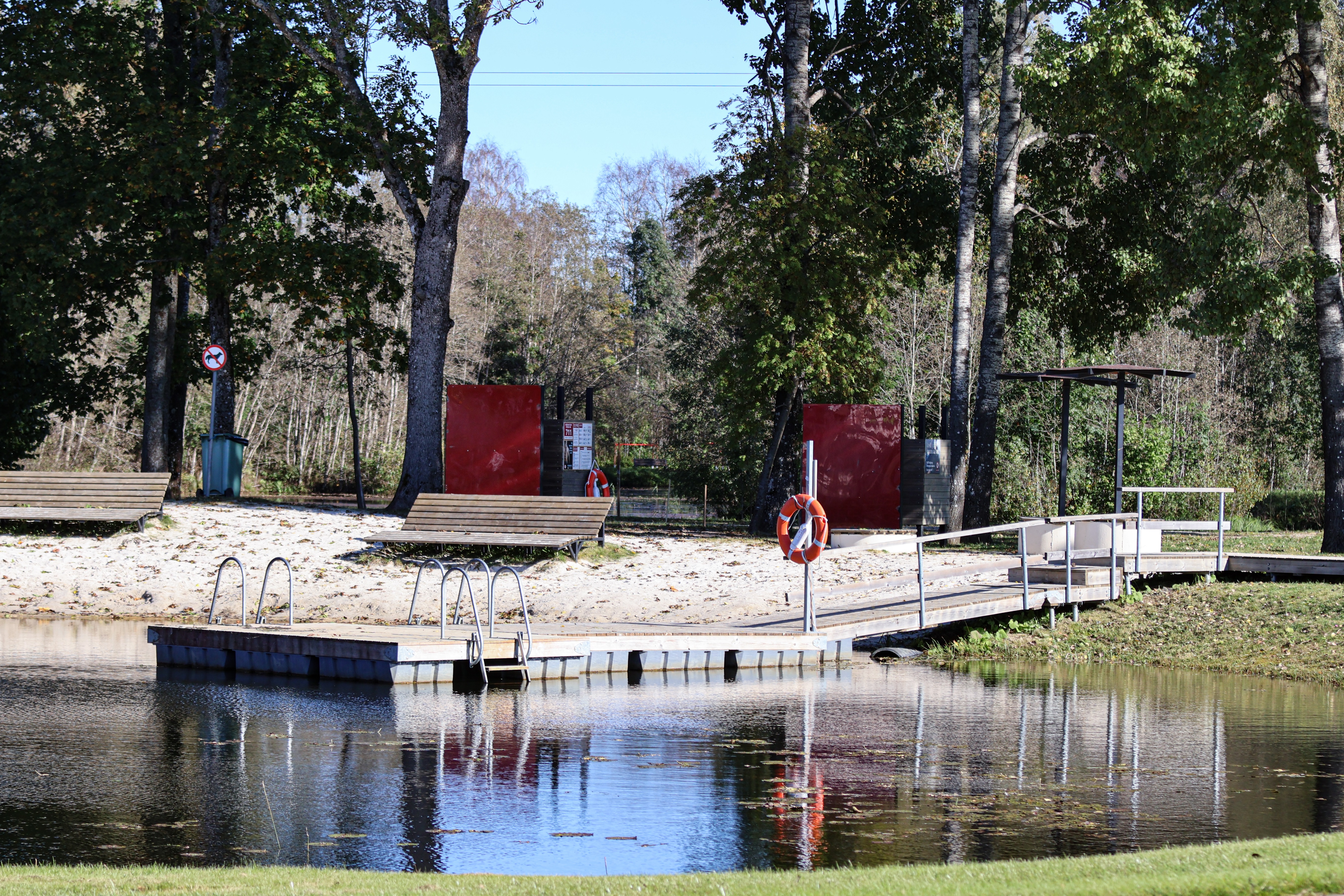 Vesiroosi ujumiskoht, ujumissild