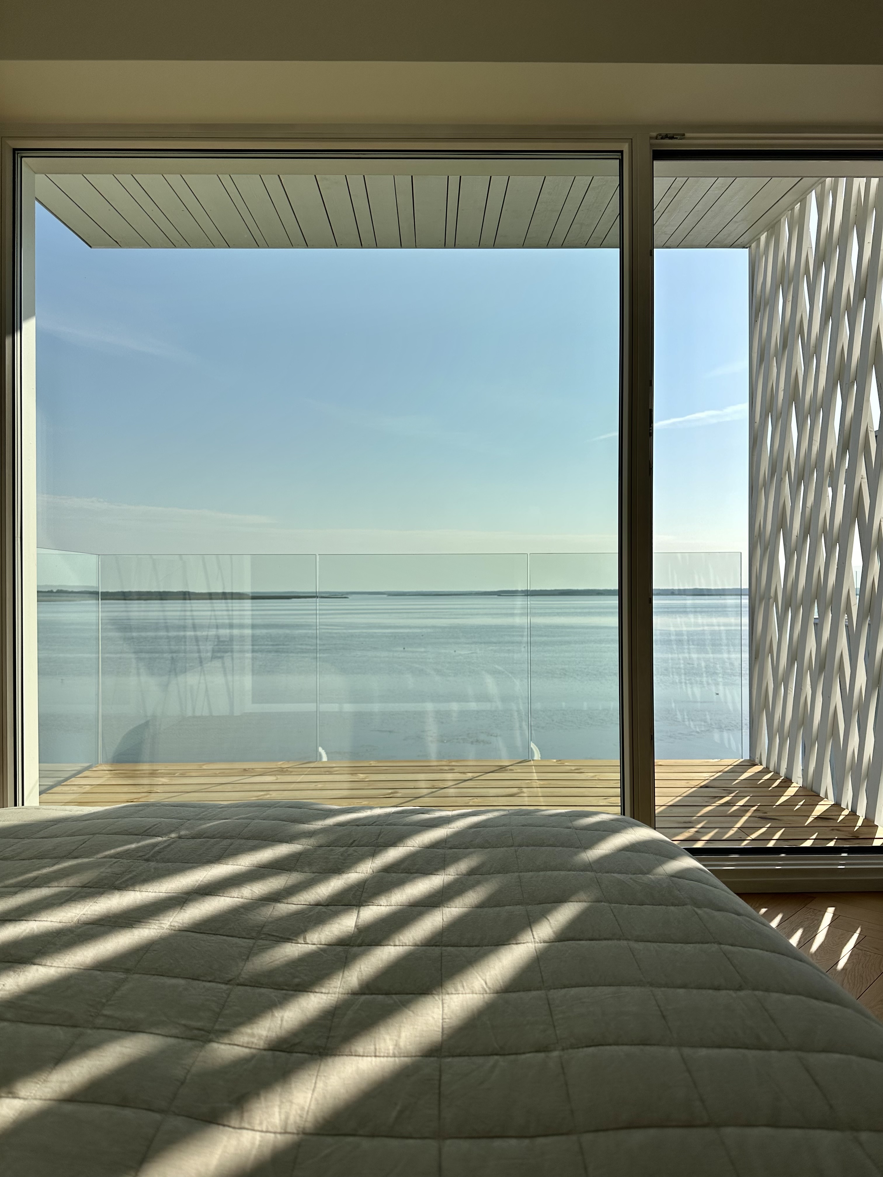 Merevaatega magamistuba