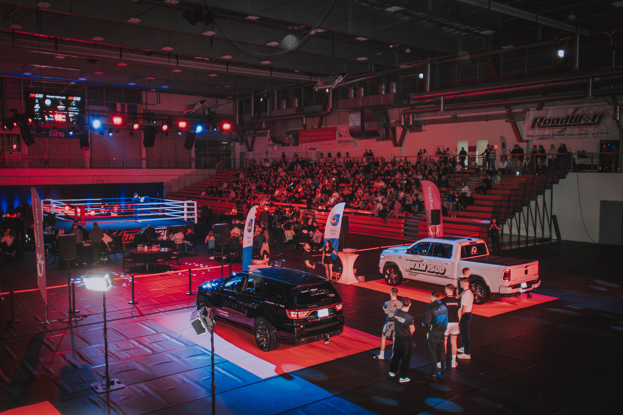 Cīņas sporta pasākums Pērnavas sporta hallē