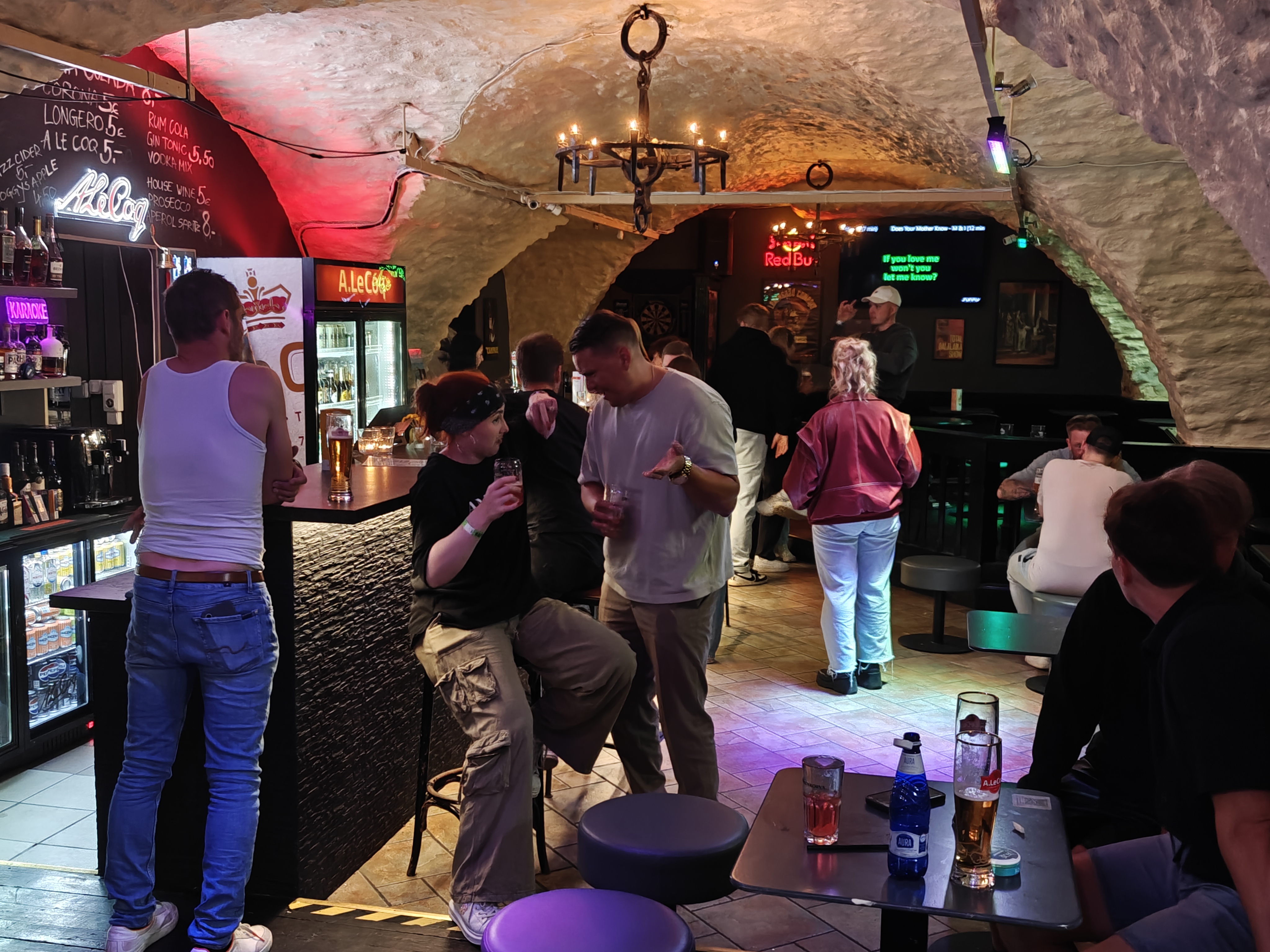 Early morning at Stadi Karaokebar