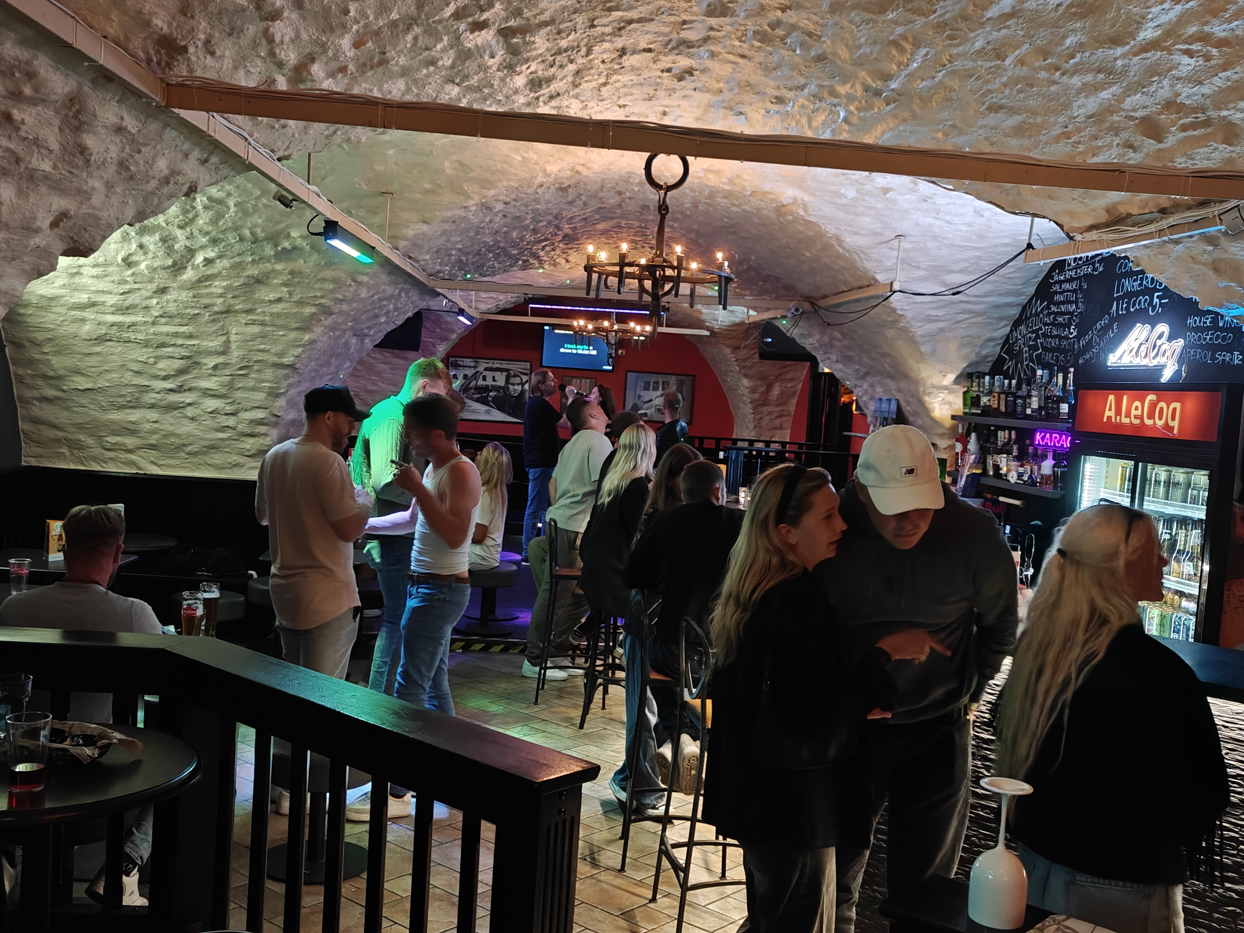 Spacious karaoke bar in Tallinn Old Town