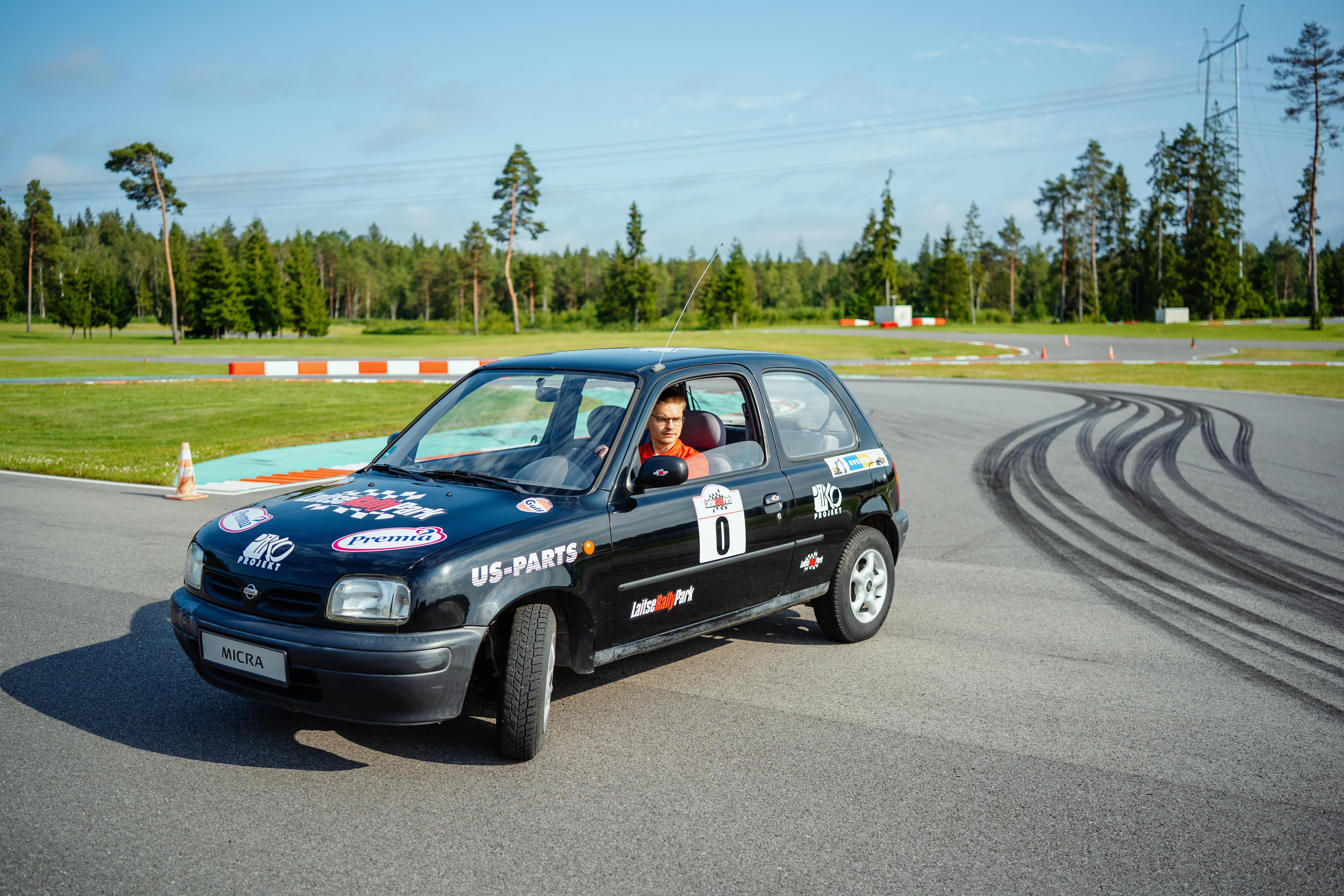 Trikiautoga sõiduks valmis LaitseRallyPark´is