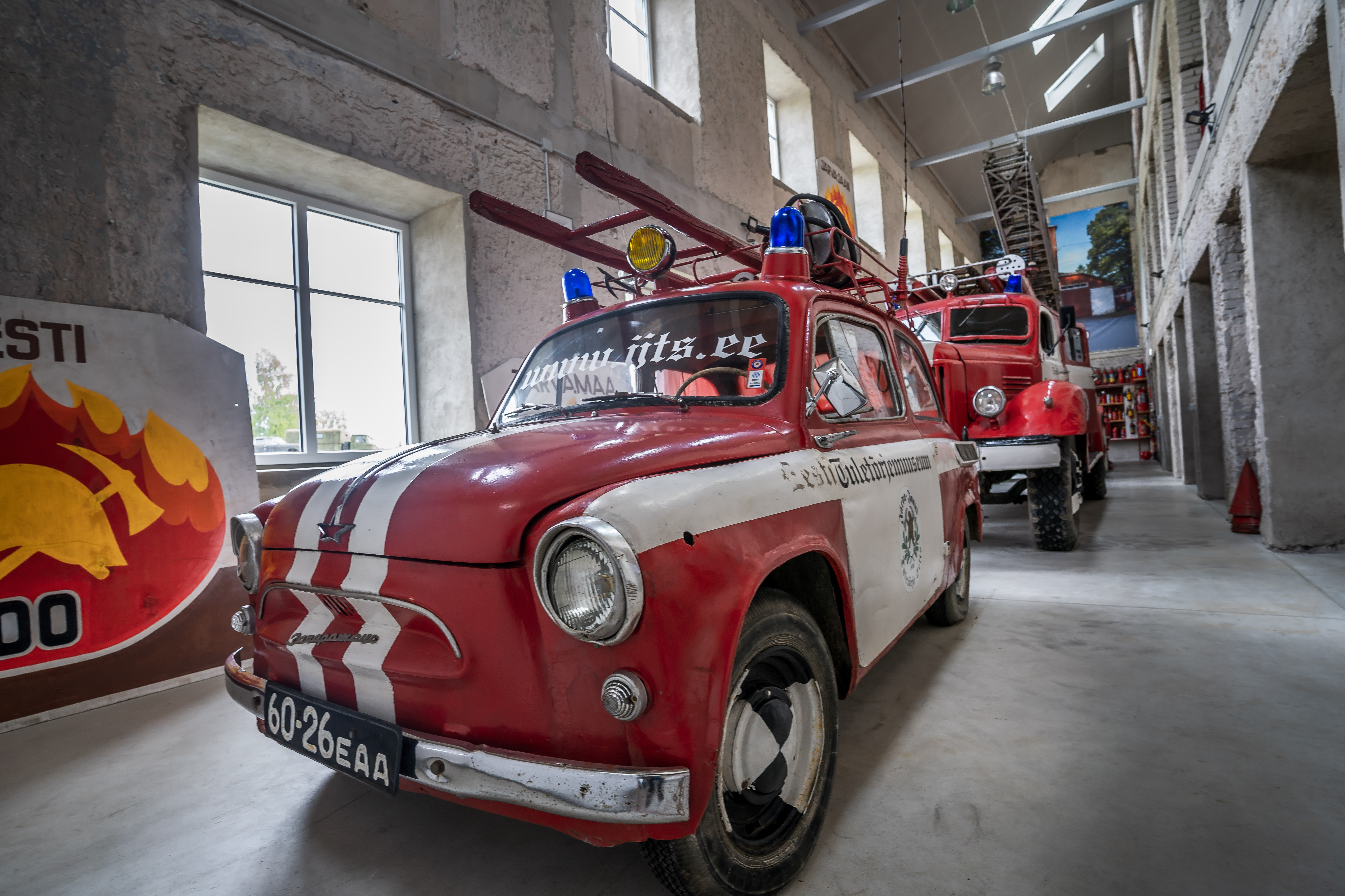 Vanad tuletõrjeautod Järva-Jaani Tuletõrjemuuseumis