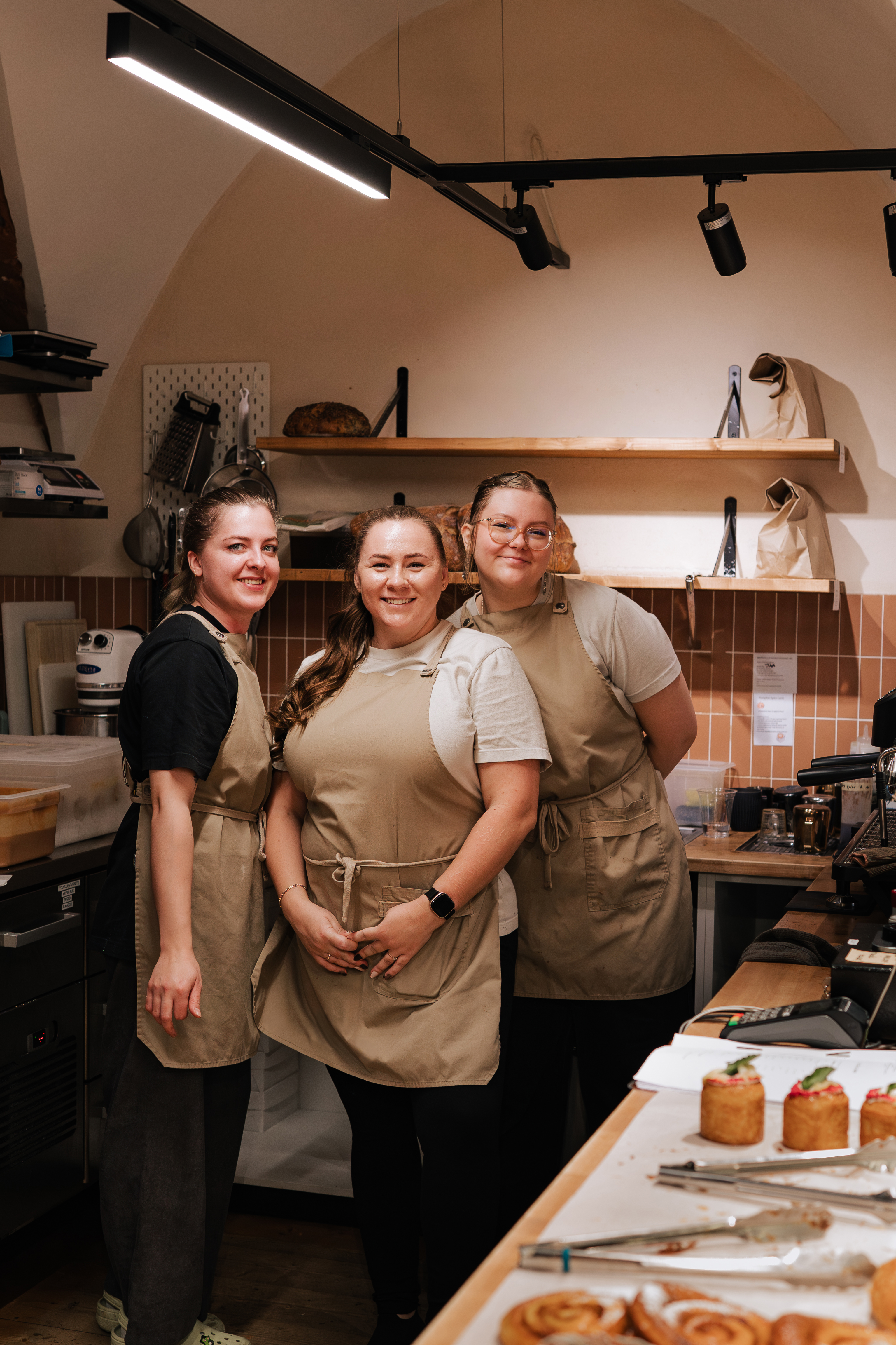 Cruffini rõõmsameelsed teenindajad