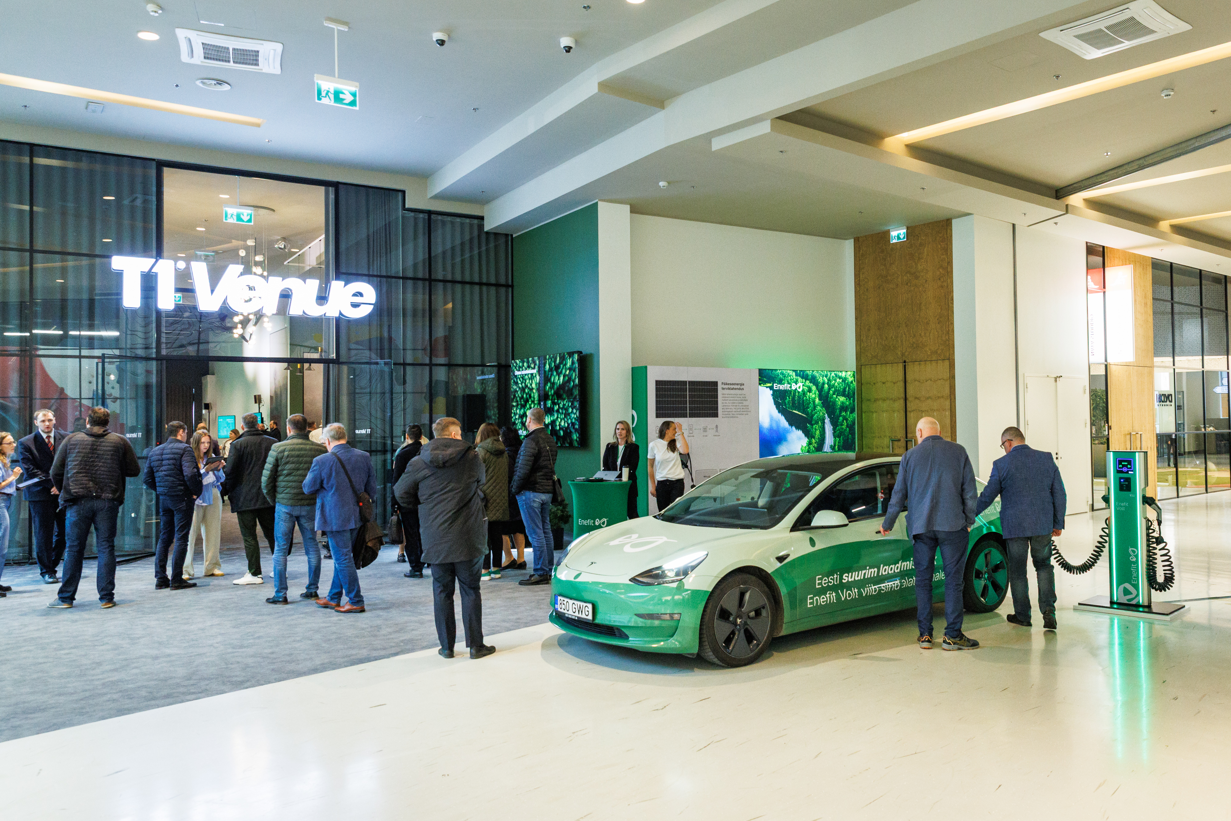 Reception at the T1 Venue event center