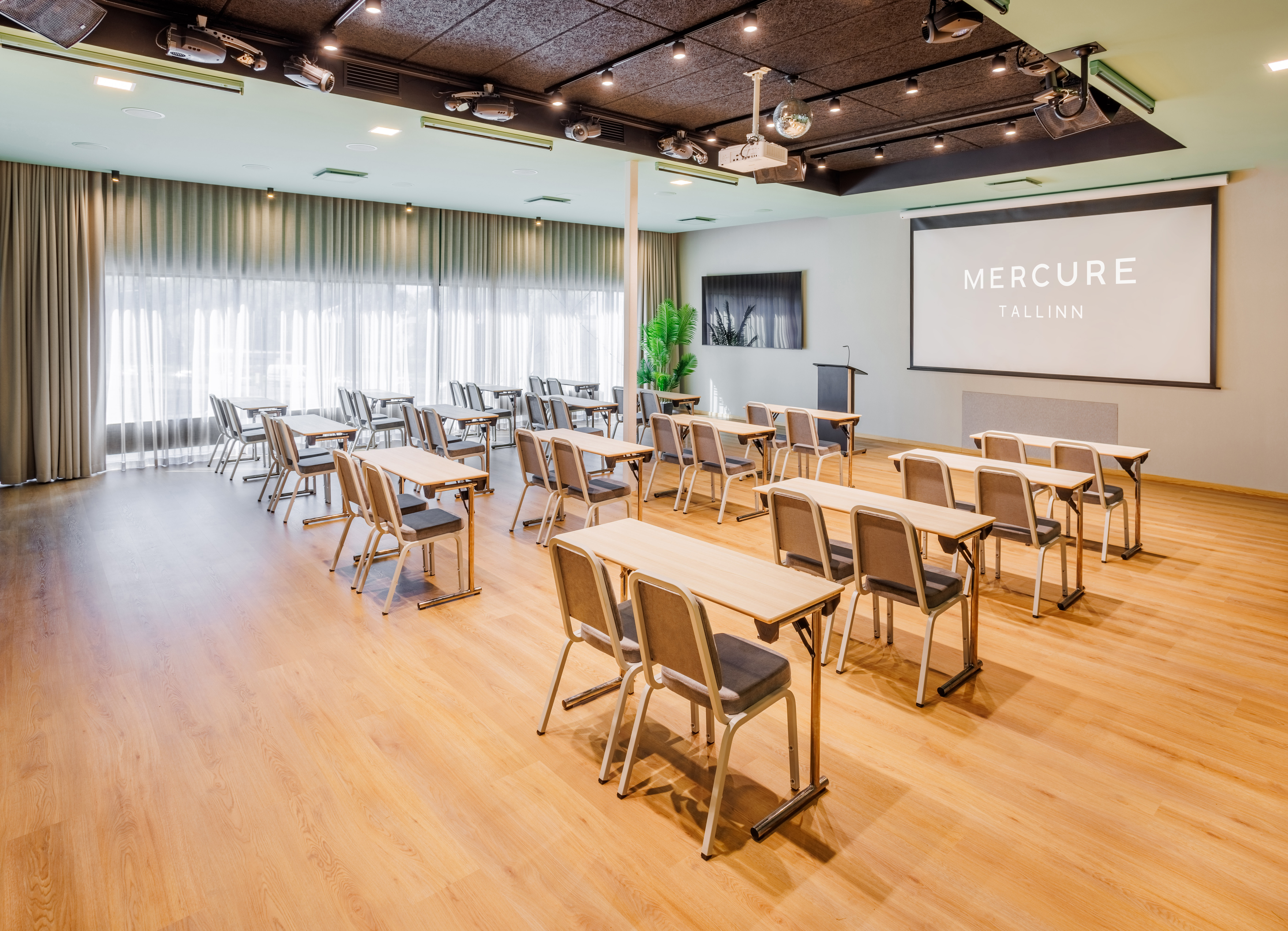 Mercure Tallinn konverentsiruum La Forêt konverentsideks, seminarideks