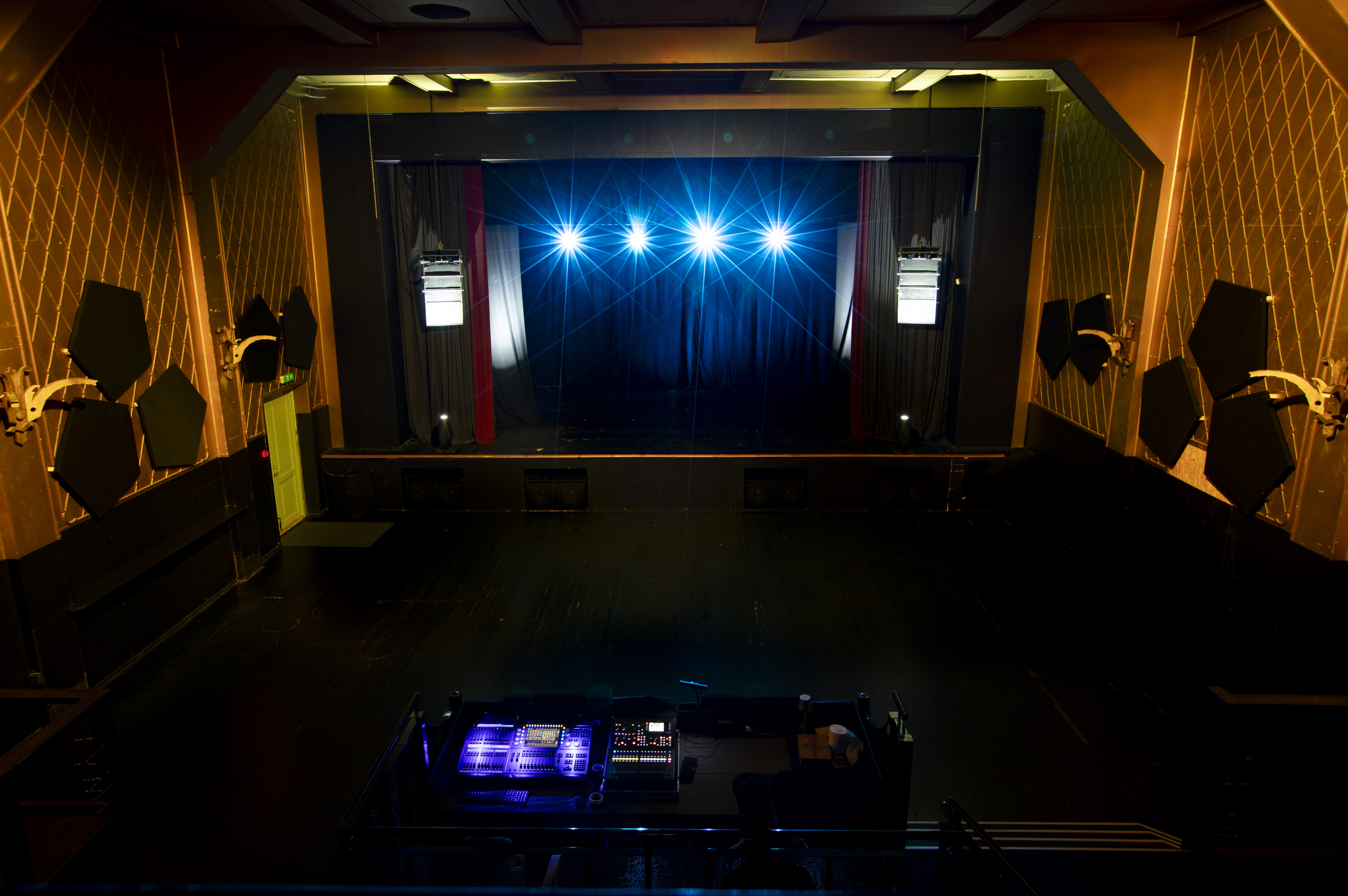 Kultuuriklubi Tempel - Mere saal