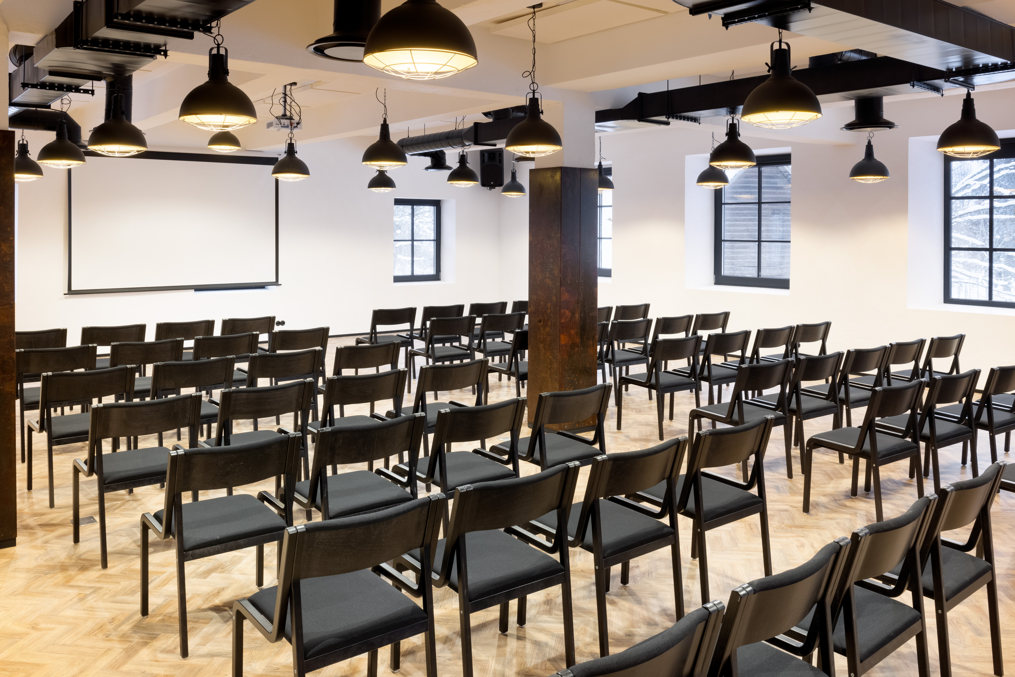 In the historic distillery of Tohisoo Manor in Raplamaa, just 35 minutes from Tallinn, you'll find a modern gin factory with contemporary event spaces