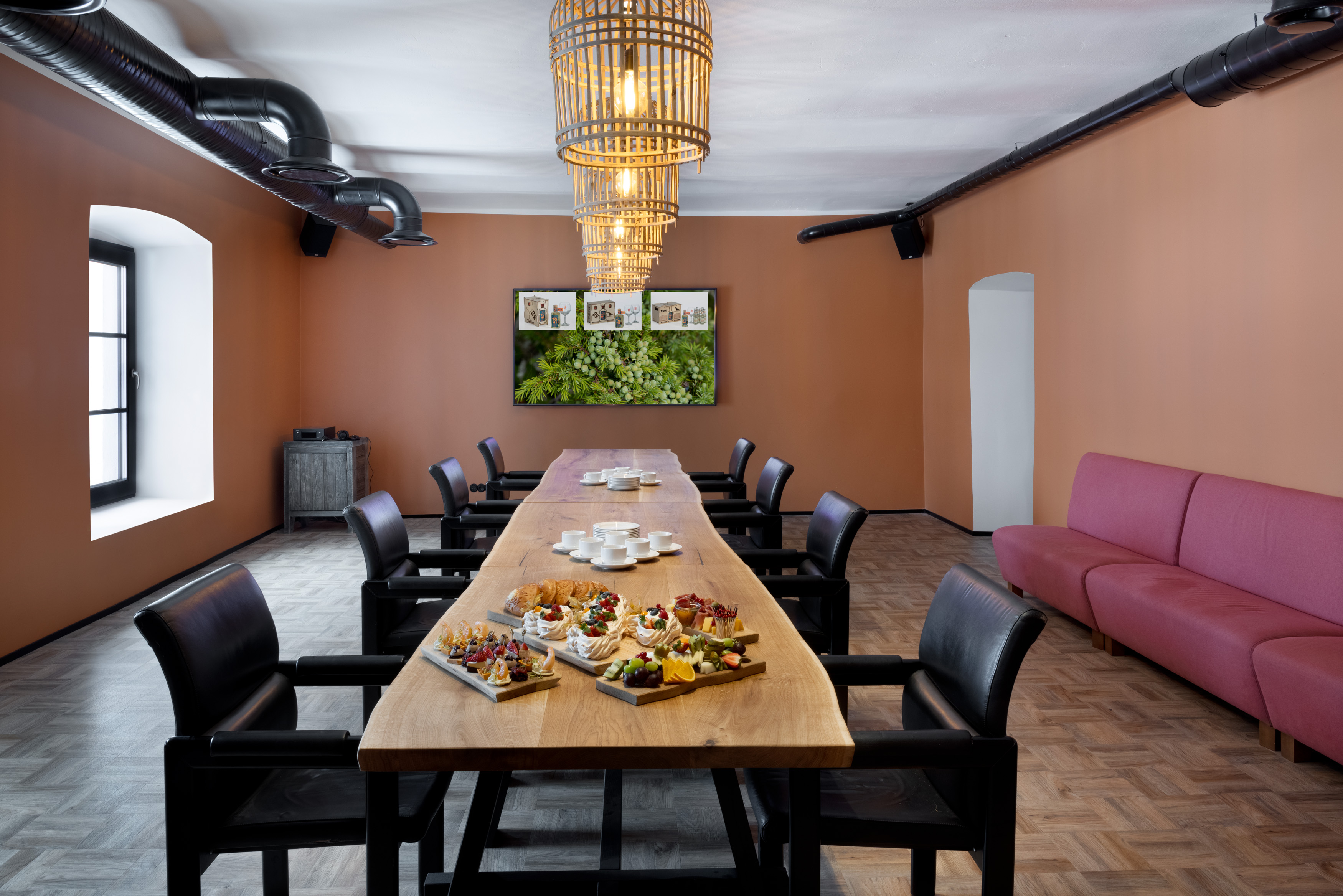 TOHI Distillery Carl Room