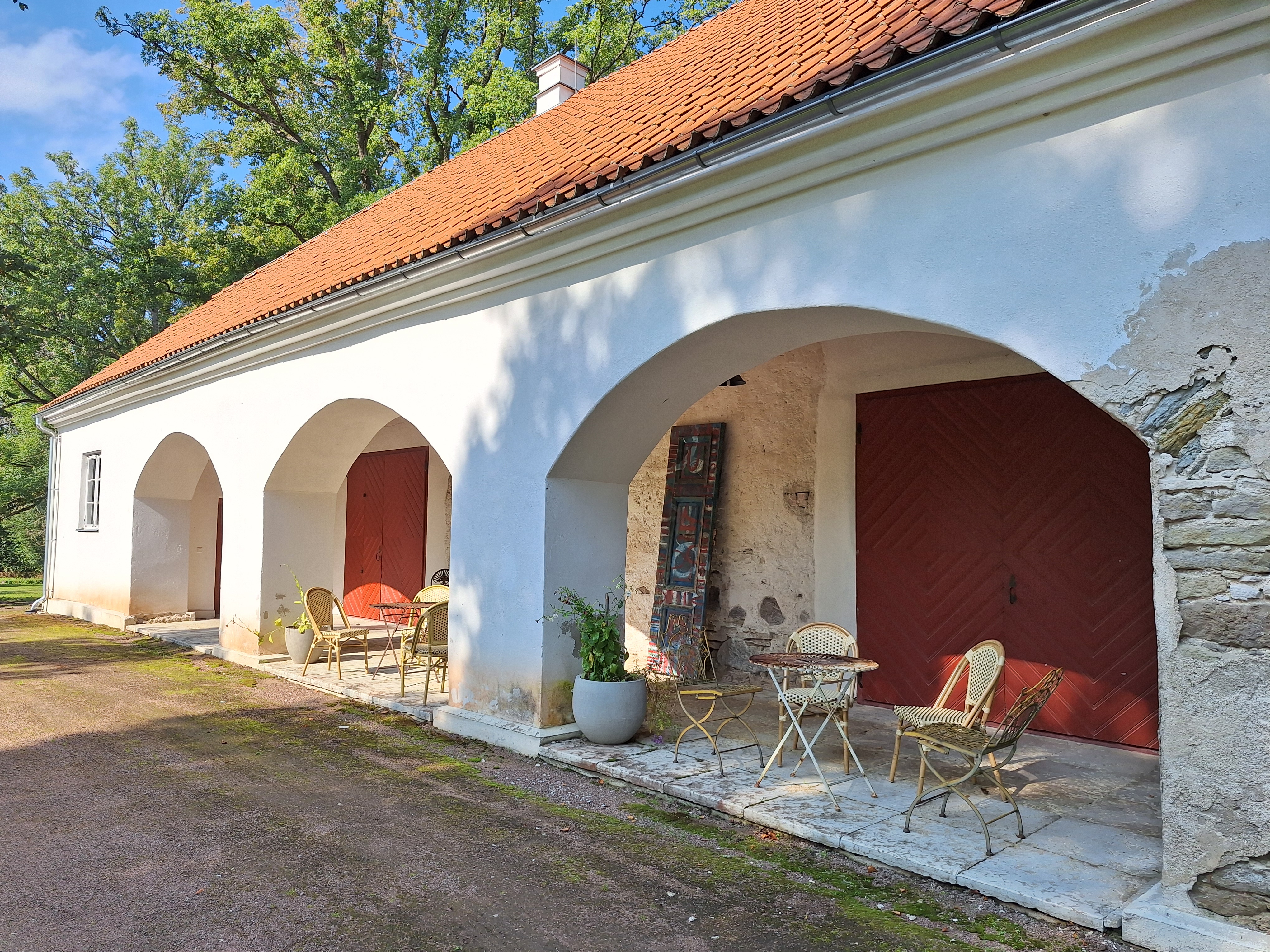 Kõue mõisa tall-tõllakuuri võlvidealune