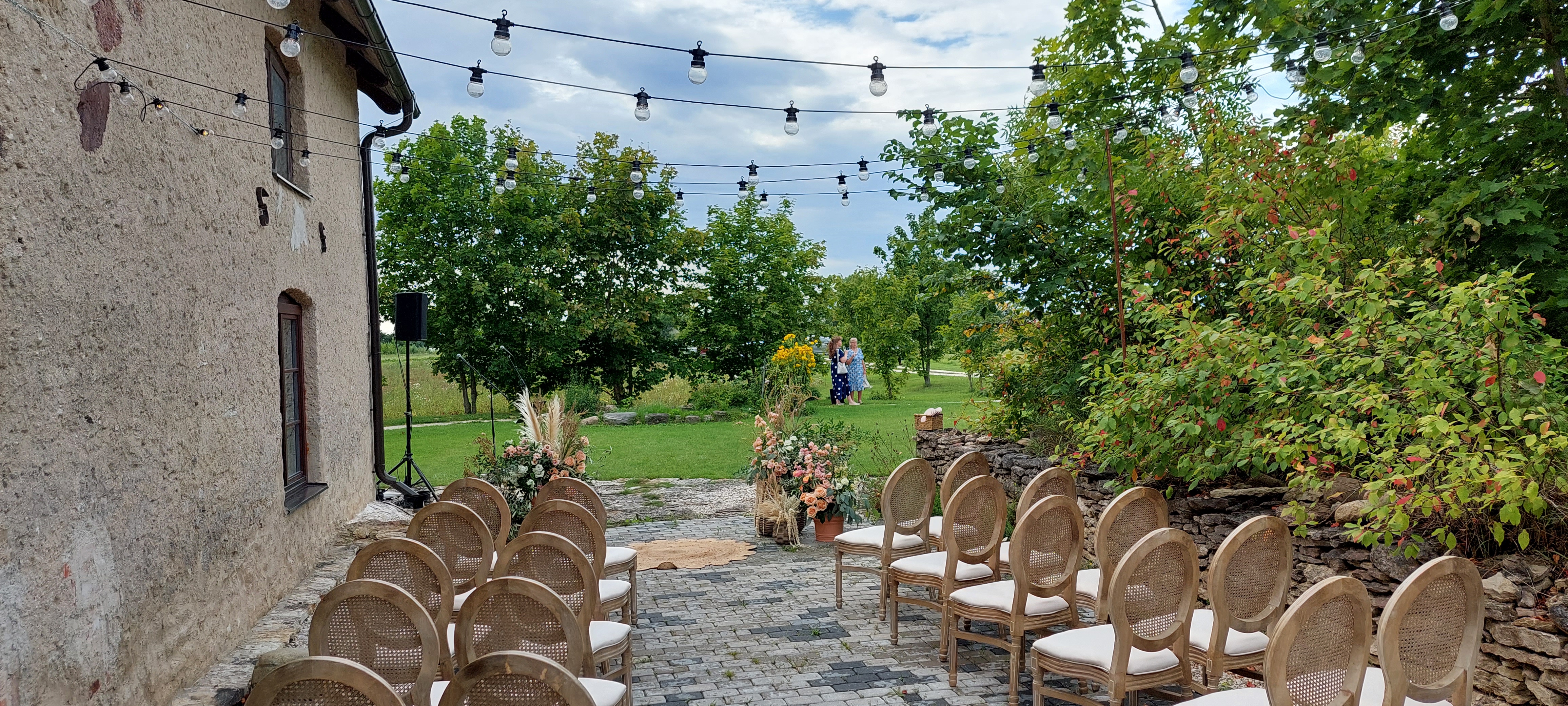 Ohukotsu küün, idülliline paik Eestis