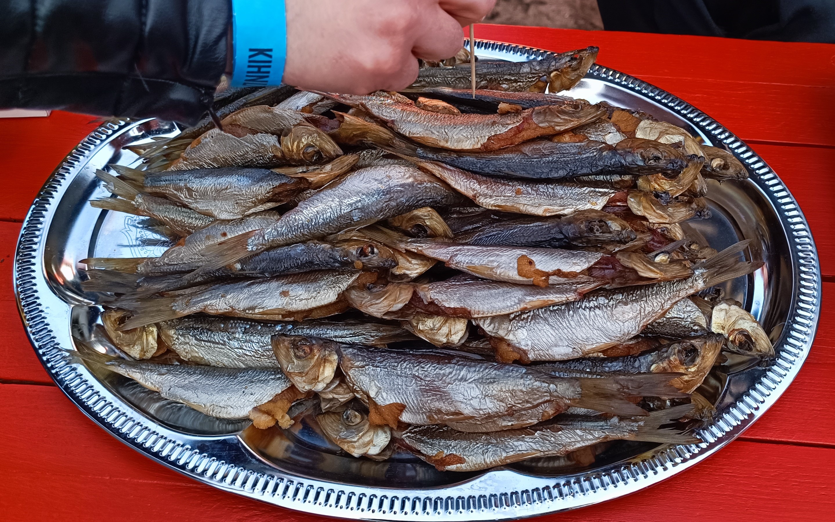 Suitsurämede maitsmine. Kihnu Räimeretk 2026