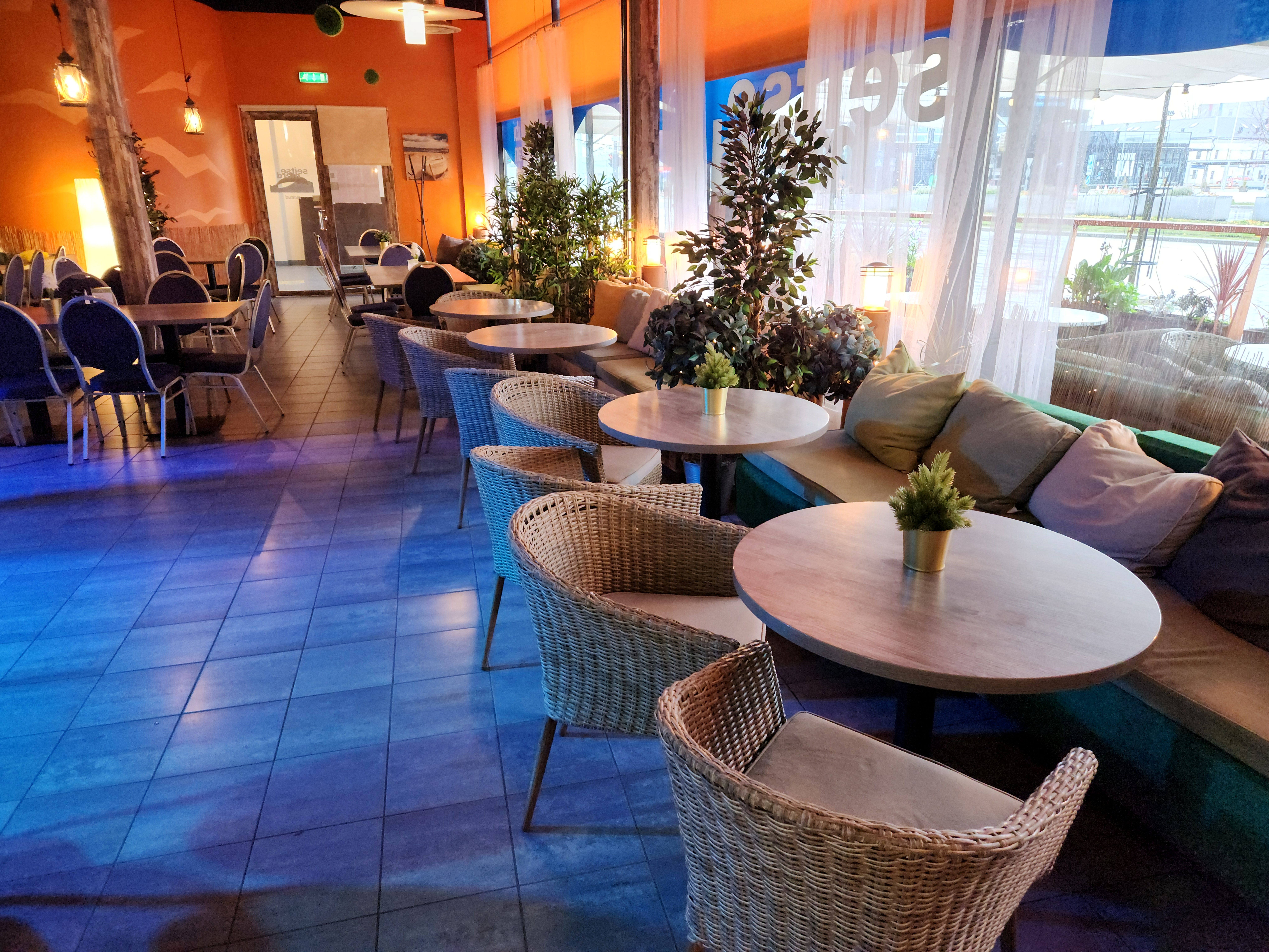 Saali lavaesine istumis kohad