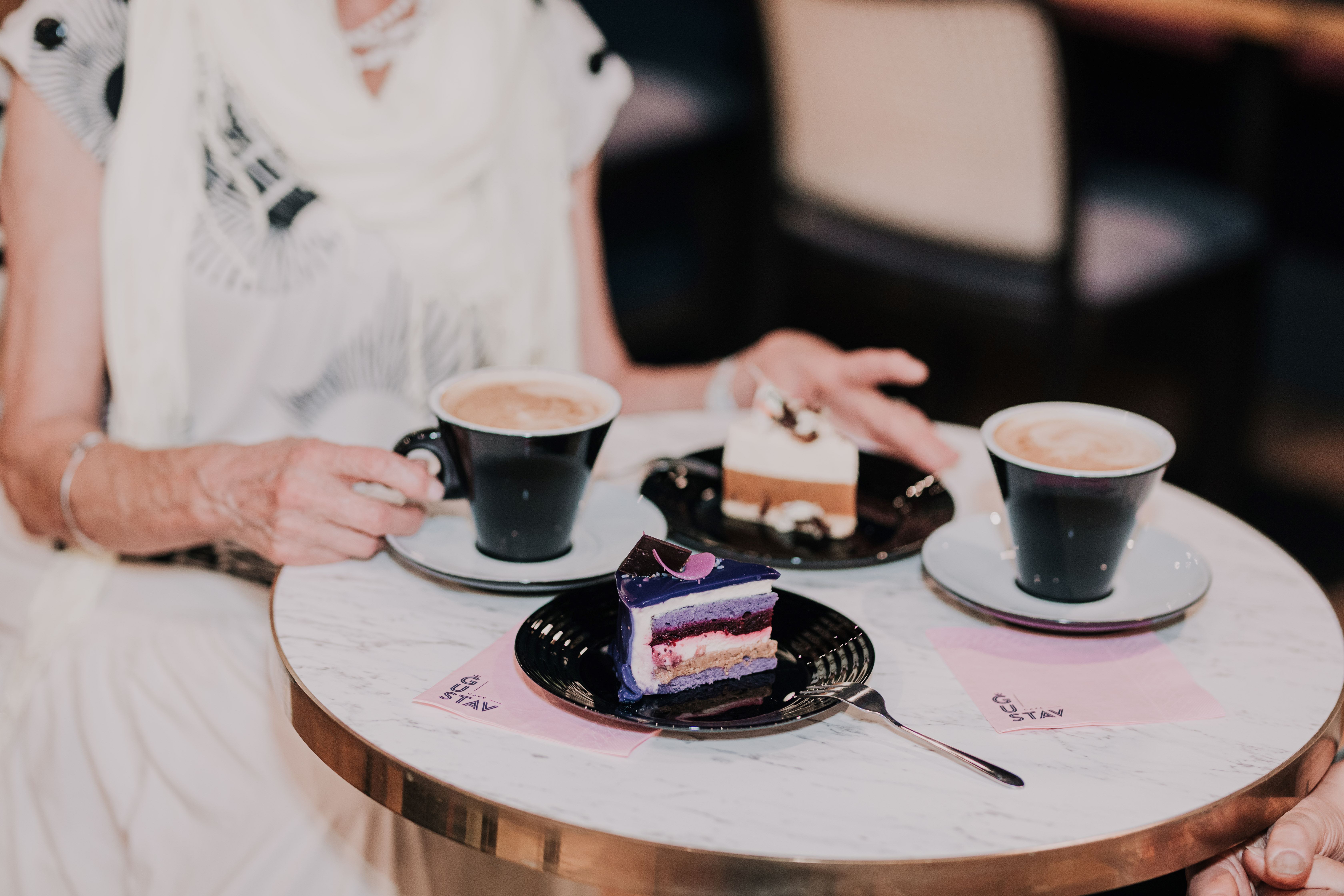 "Gustav Cafe" kafejnīcas piedāvā kafiju un kūkas gan Tallinā, gan Tartu