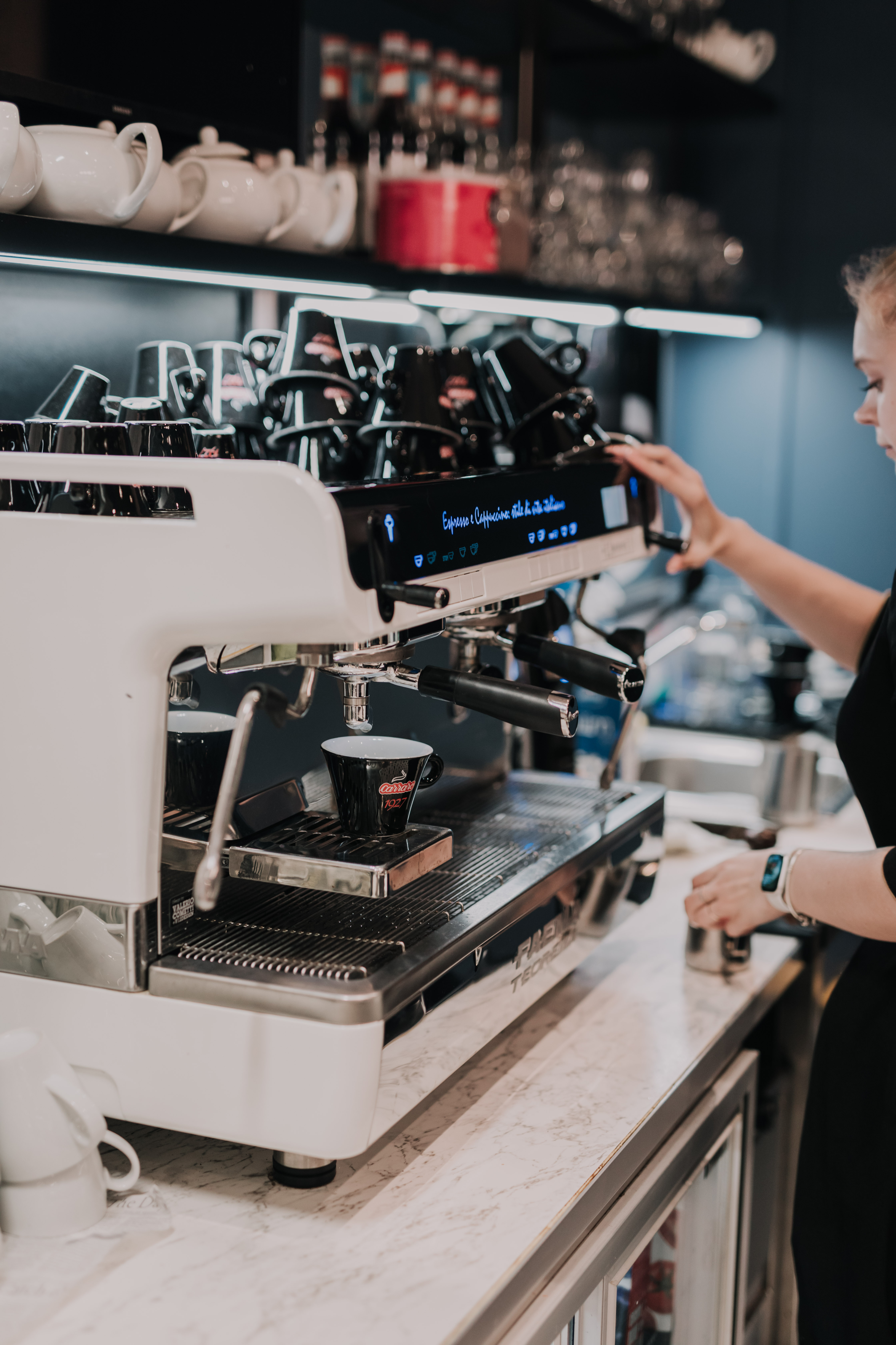 Kafijas pagatavošana Gustava kafejnīcā