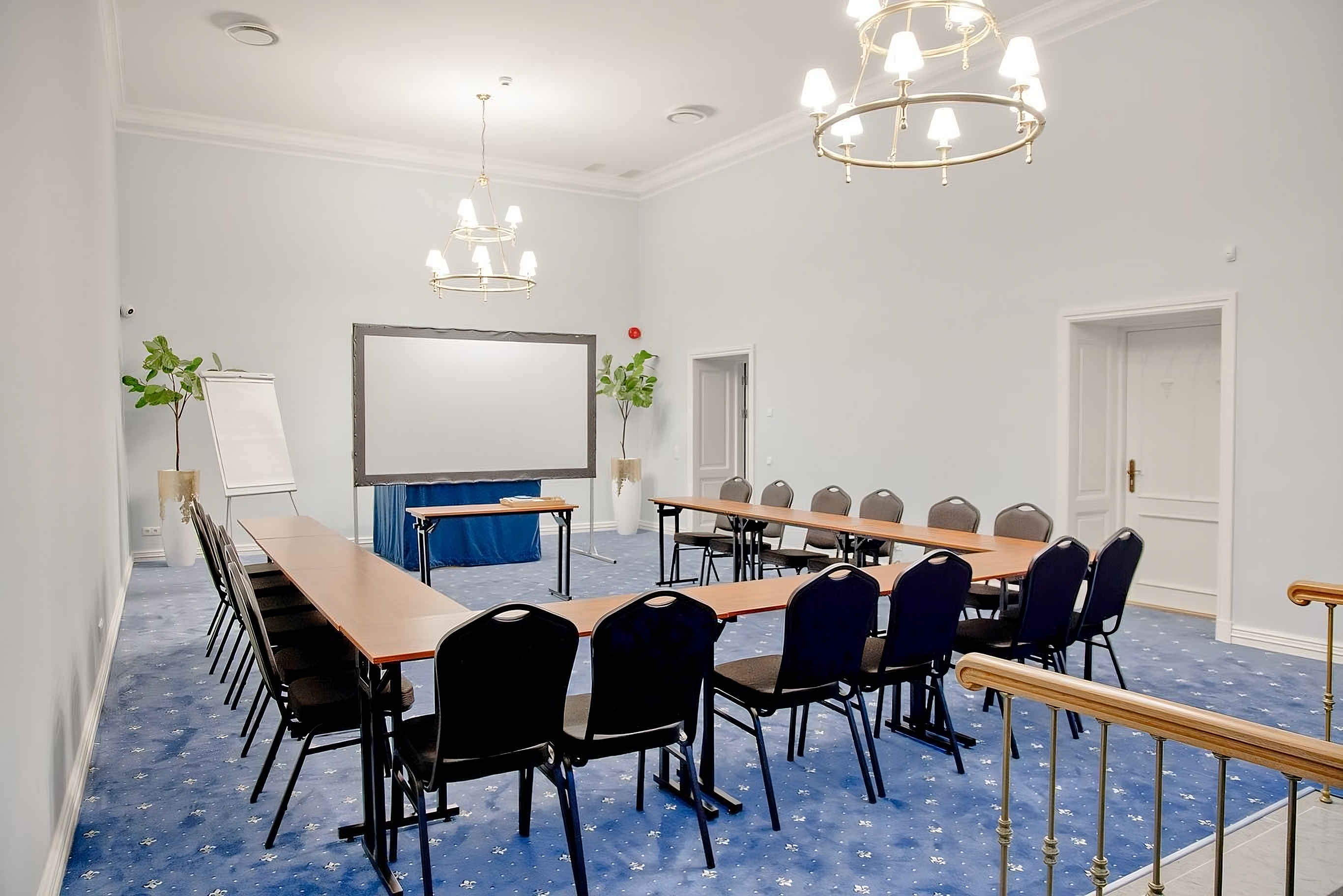 Seminar room for up to 50 people in the Väikemõisa building.