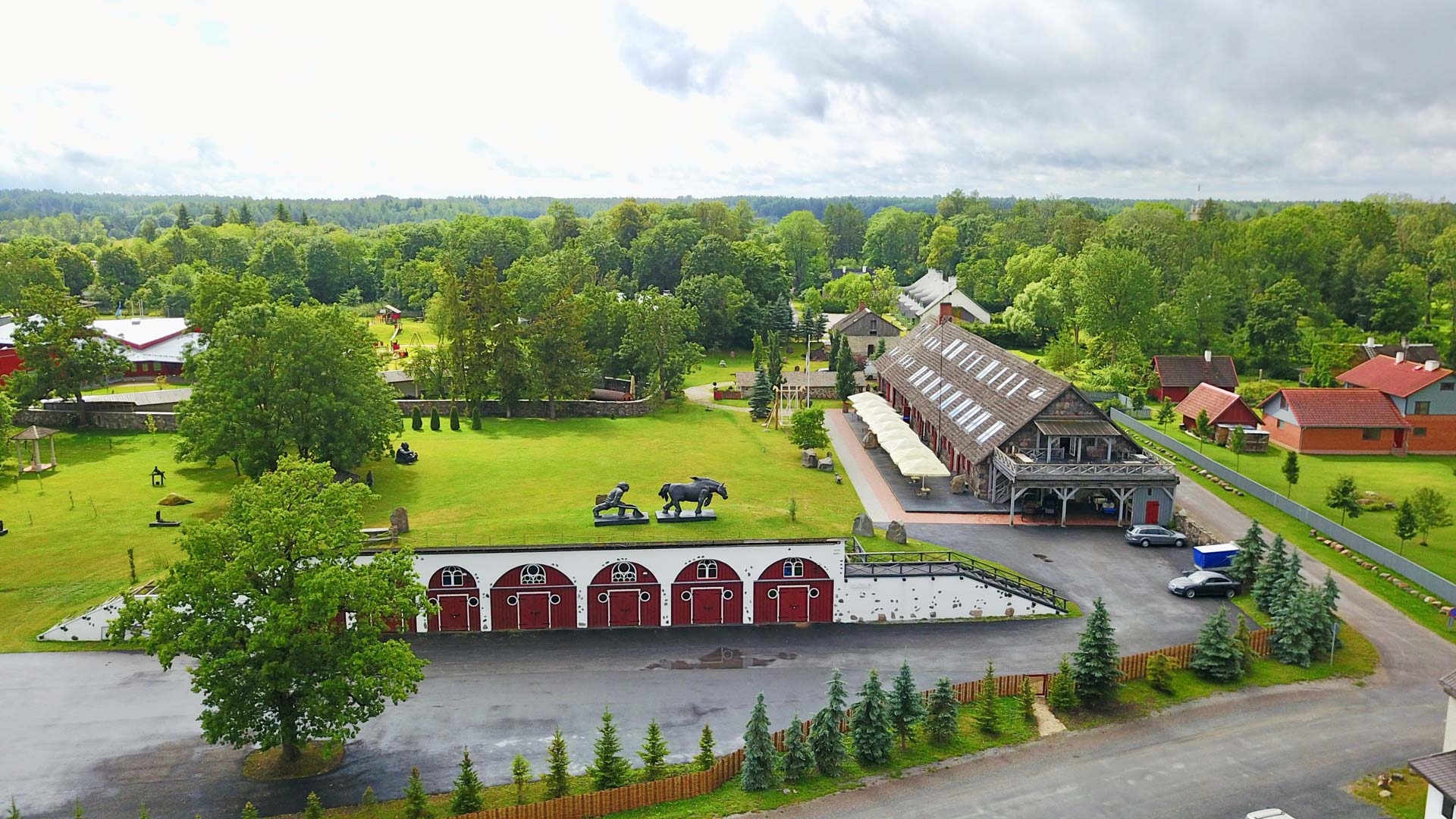 Laitse Graniitvilla skulptuuriõu