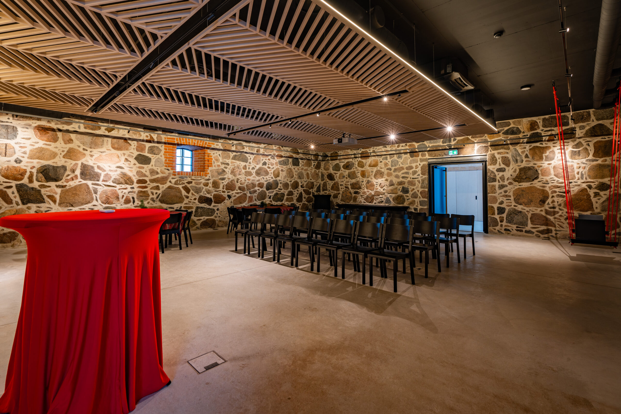 Ekspositsioonimaja konverentsisaal Mulgi Elamuskeskuses