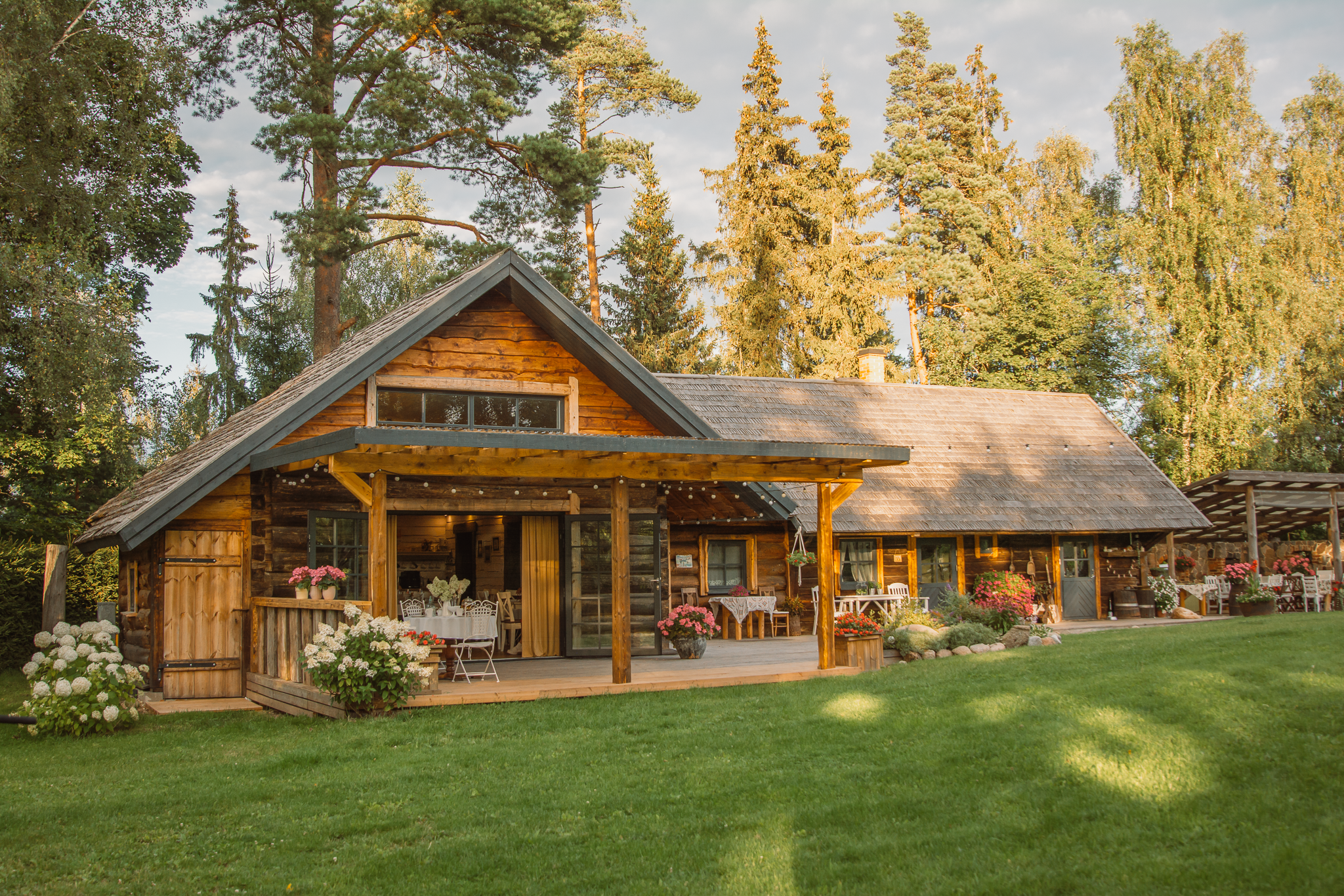 Among the Otepää hills, the mistress of the Toidupada welcomes everyone who likes the country, natural seclusion, and excellent and simple Estonian fo