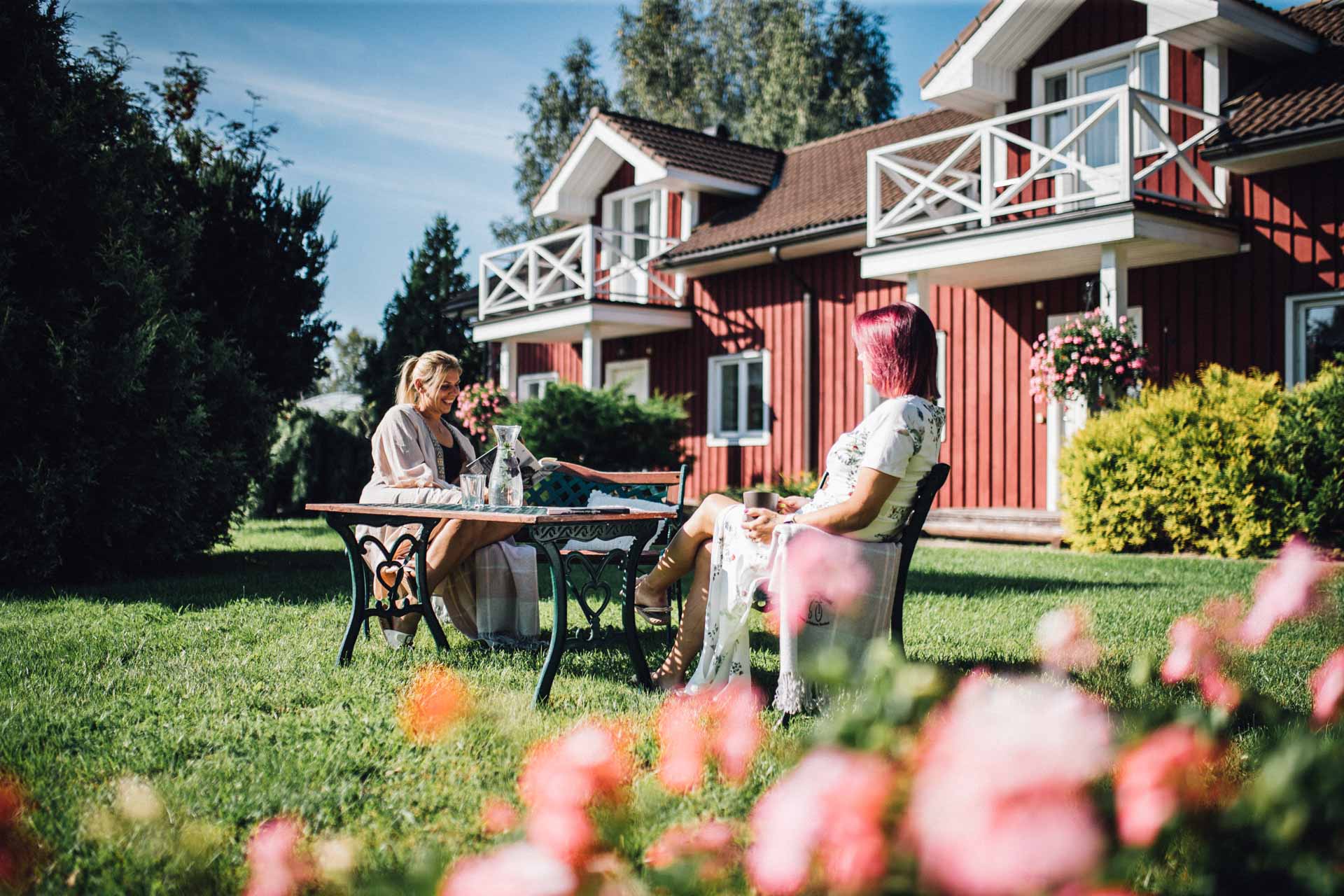 Klaara-Manni Puhkemaja hooviala