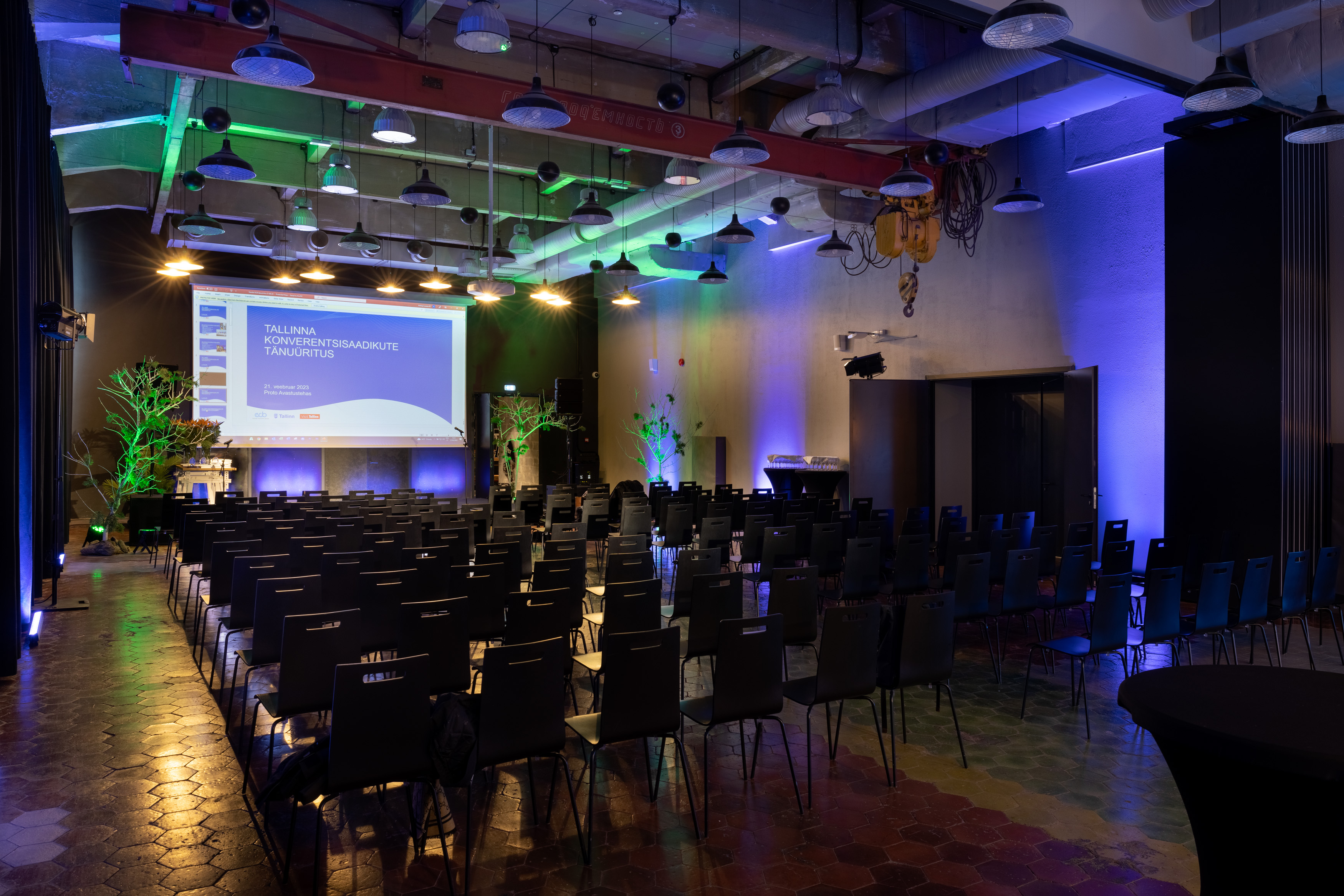 PROTO Invention Factory Pantera Hall in theater style and with screen