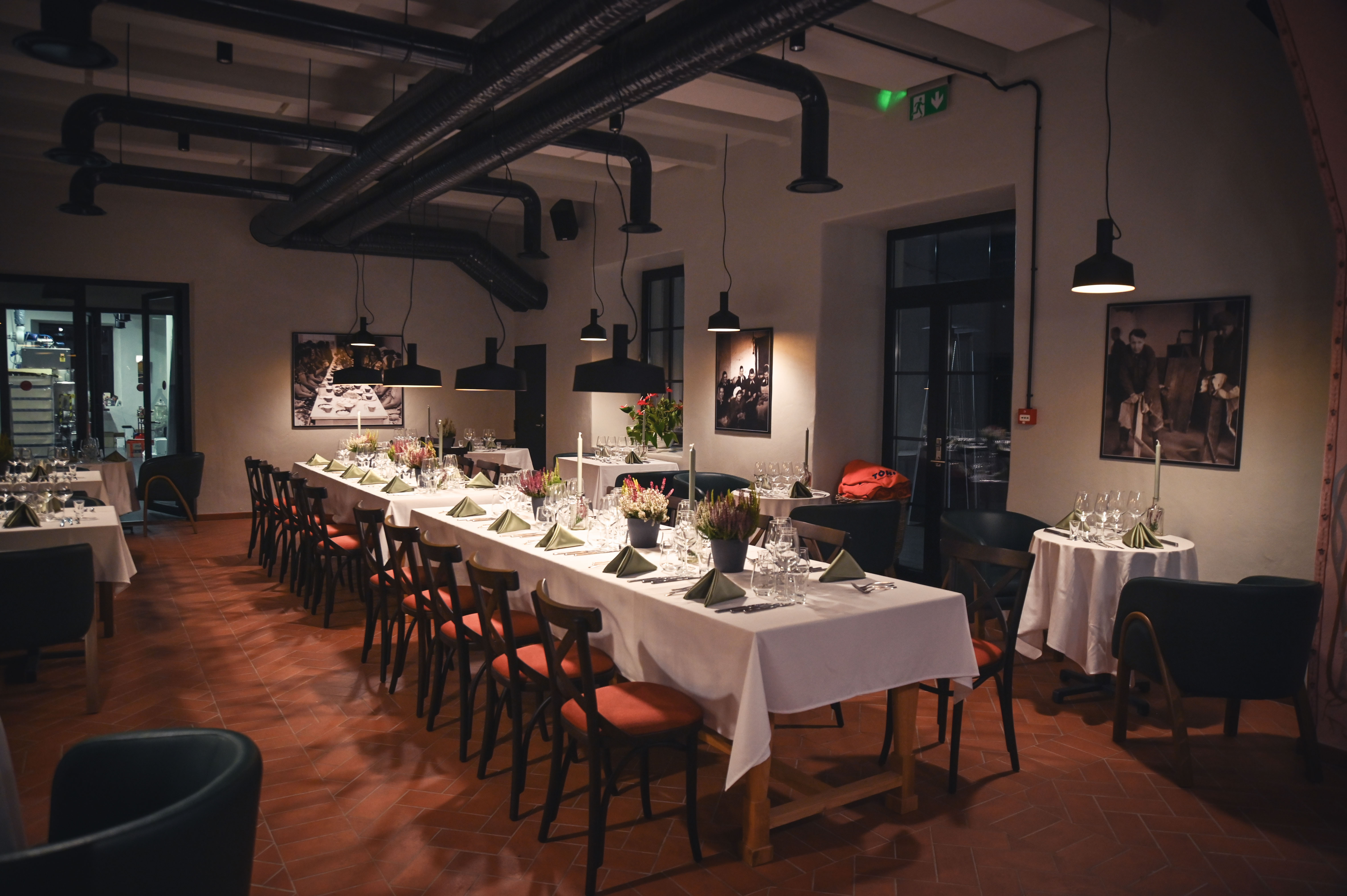 TOHI Distillery restaurant hall